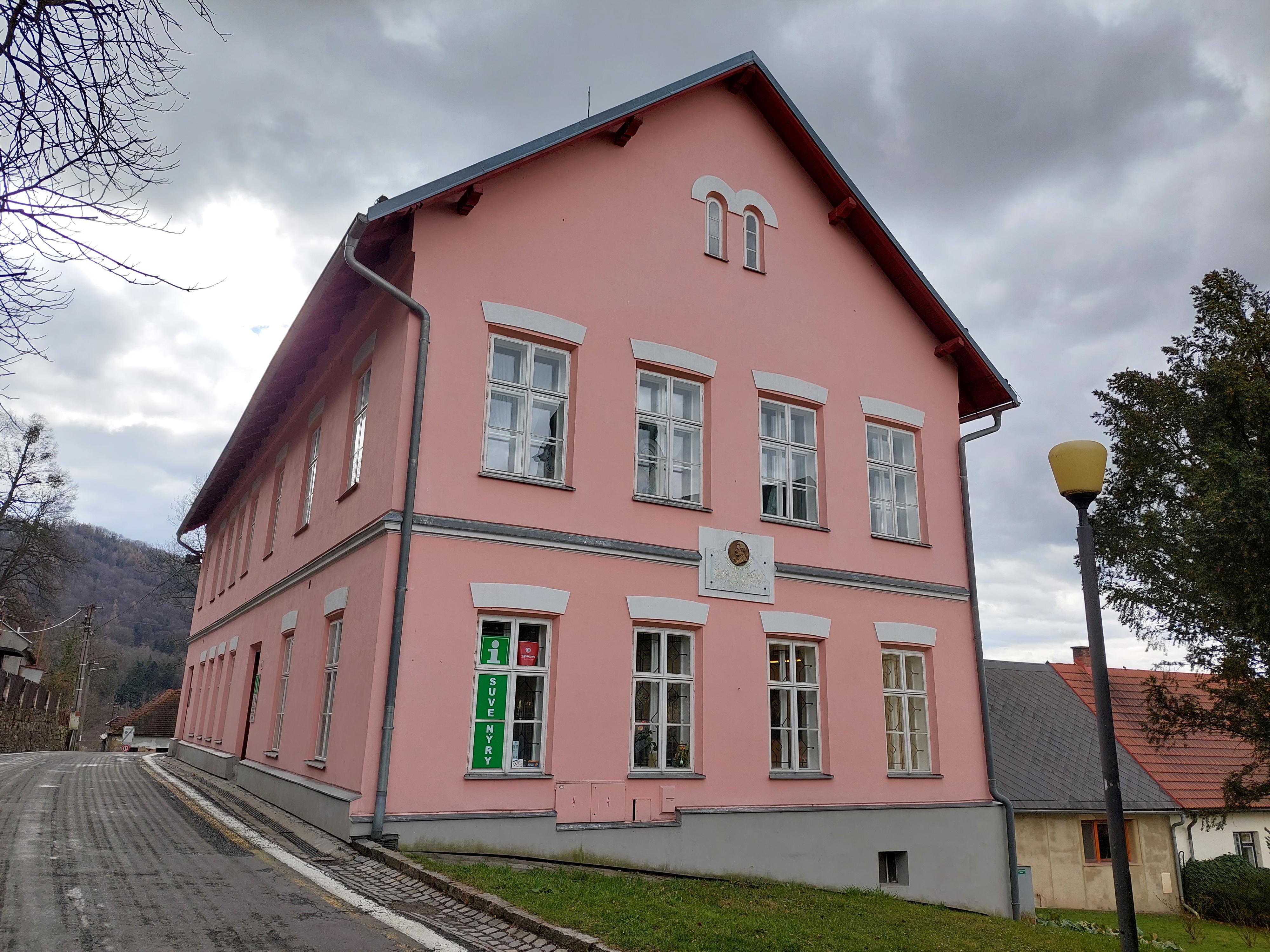 Informační a kulturní centrum obce Hukvaldy foto 6