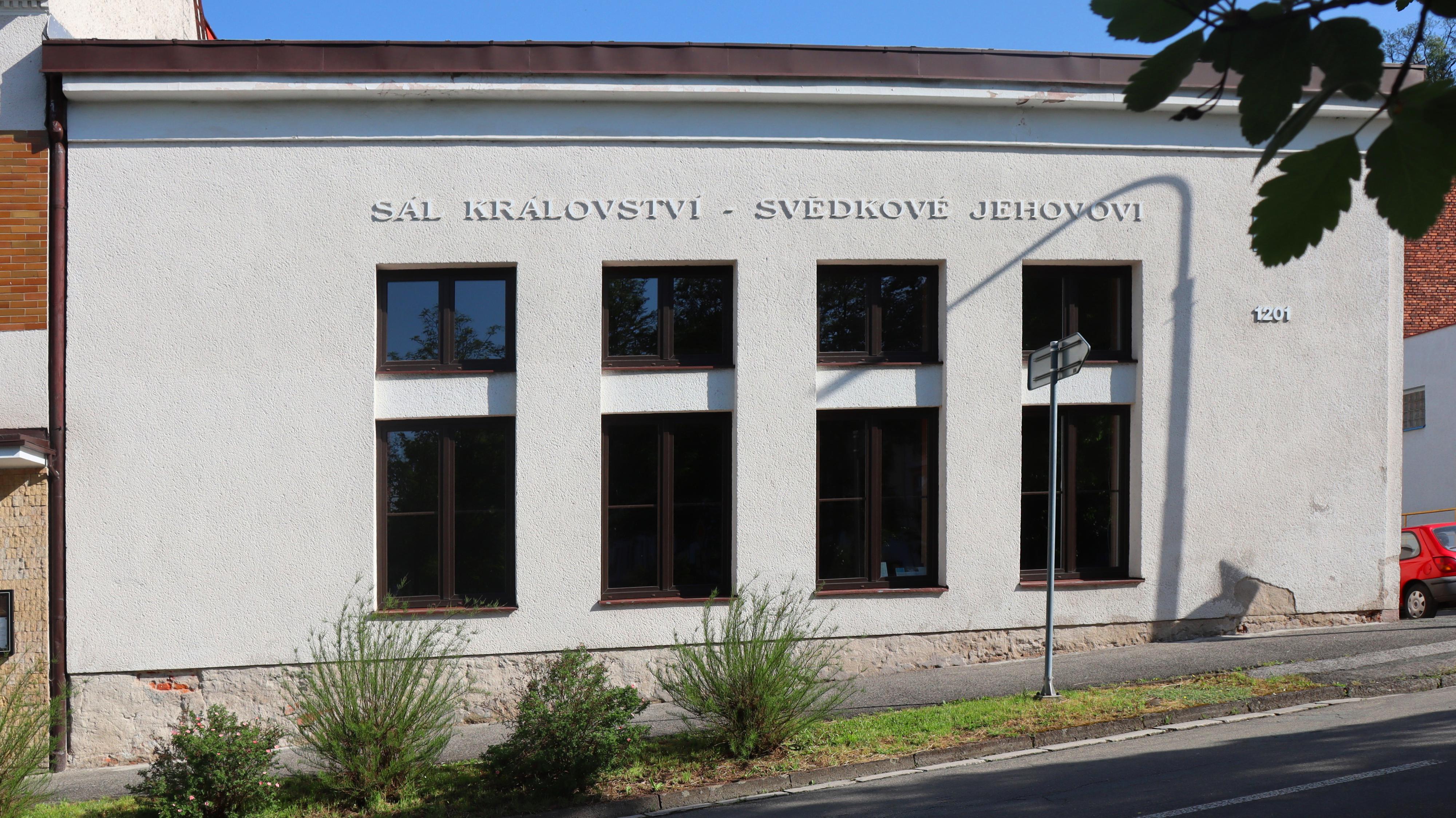 Náboženská společnost Svědkové Jehovovi foto 2