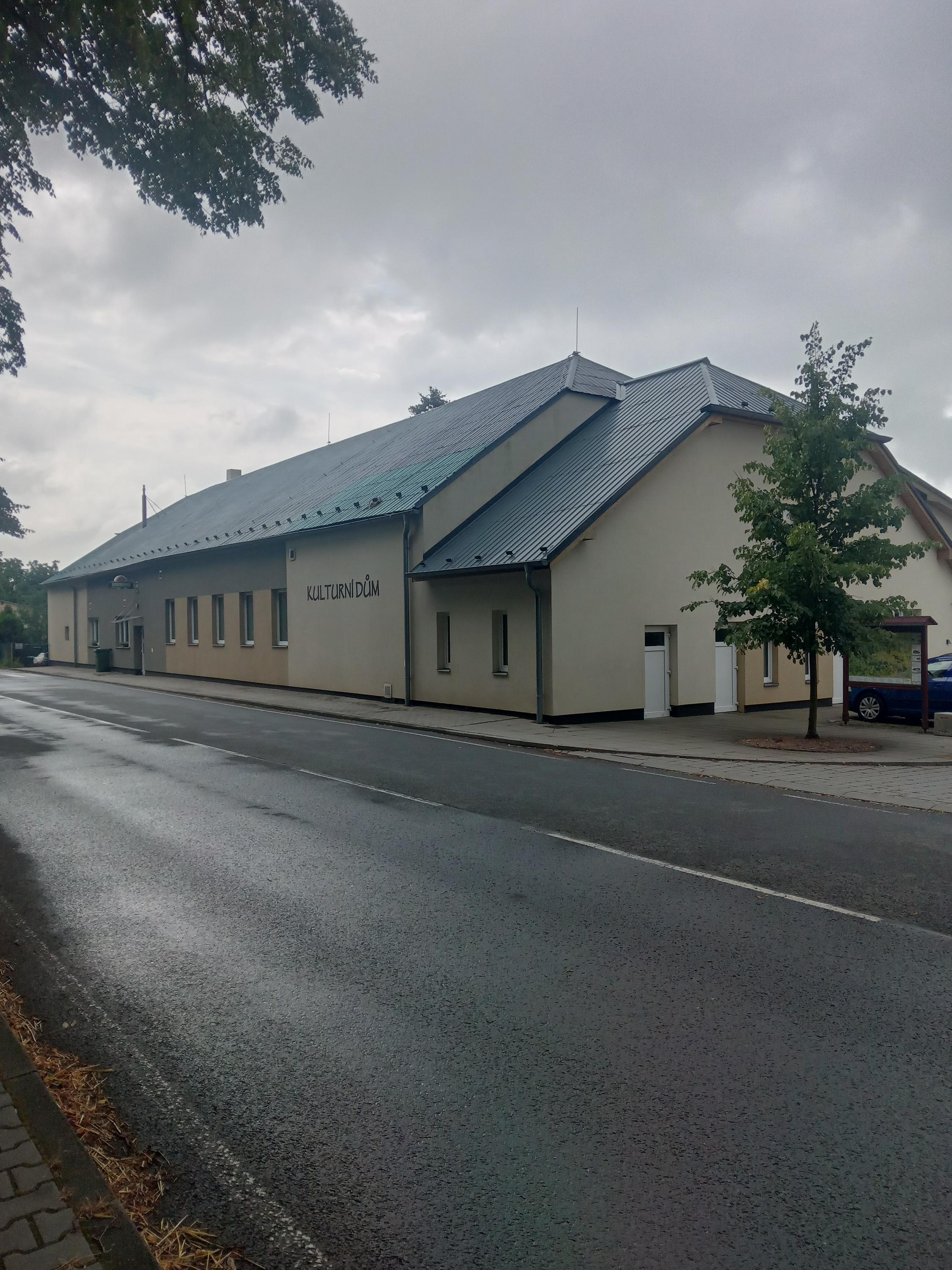 Kulturní dům Dobroslavice foto 2