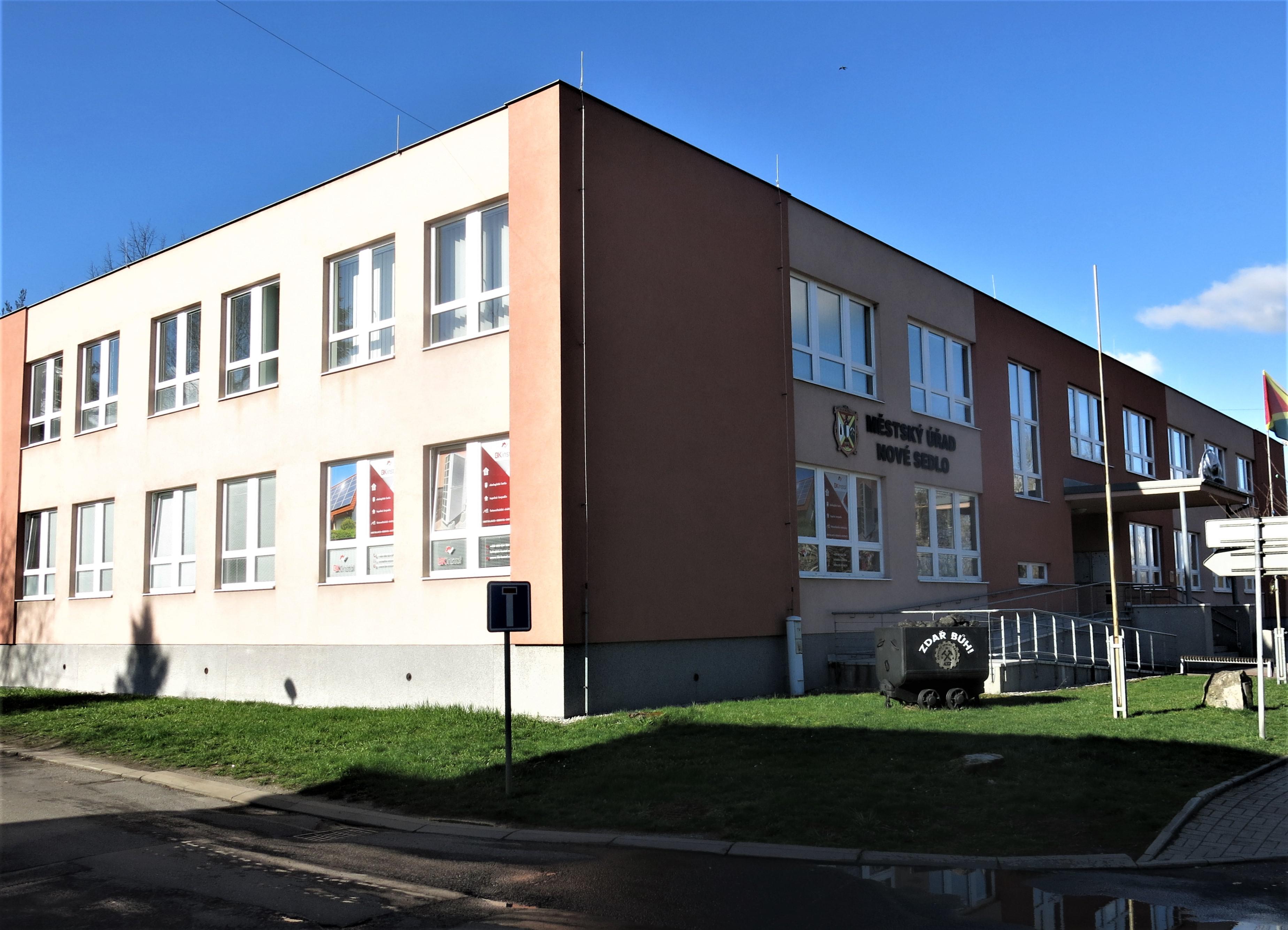 Nové Sedlo - městský úřad foto 6