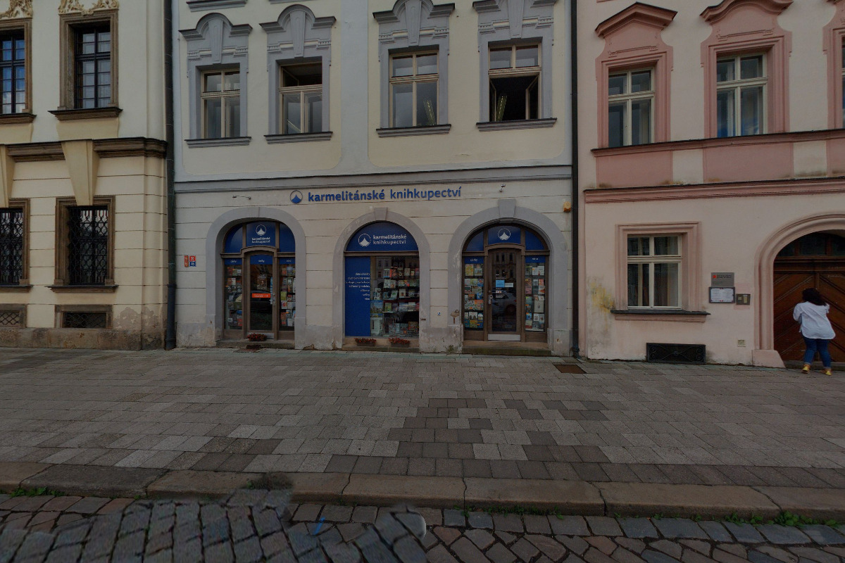 Karmelitánské knihkupectví foto 4