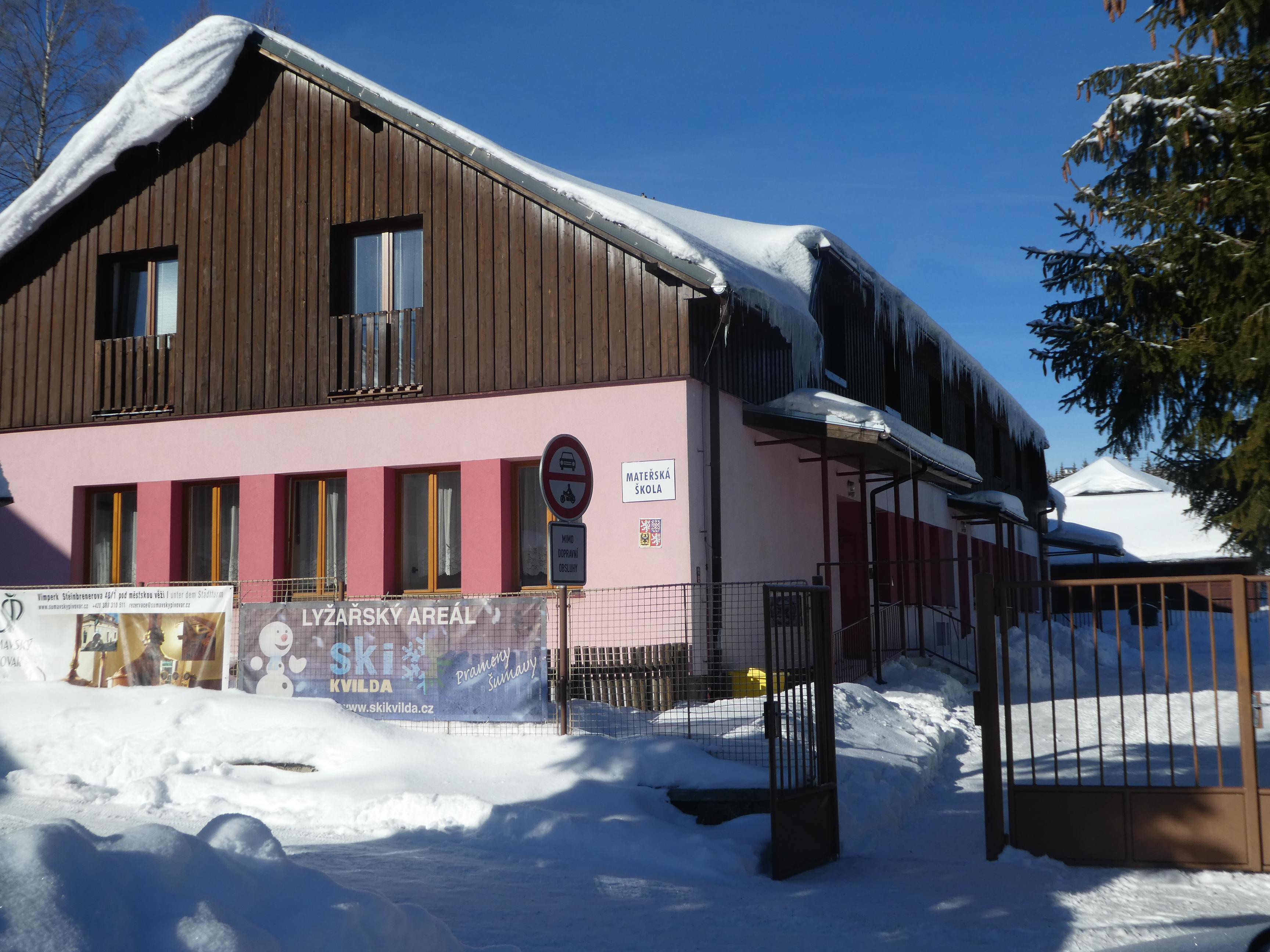 ZŠ a MŠ Borová Lada