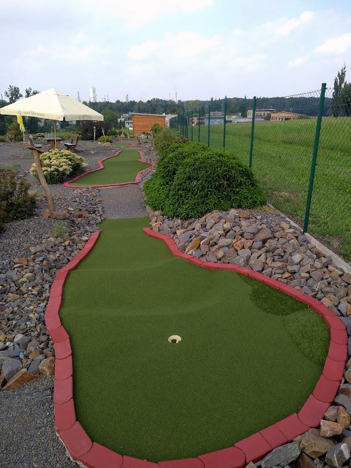 Relax Vratimov - Adventure golf foto 3