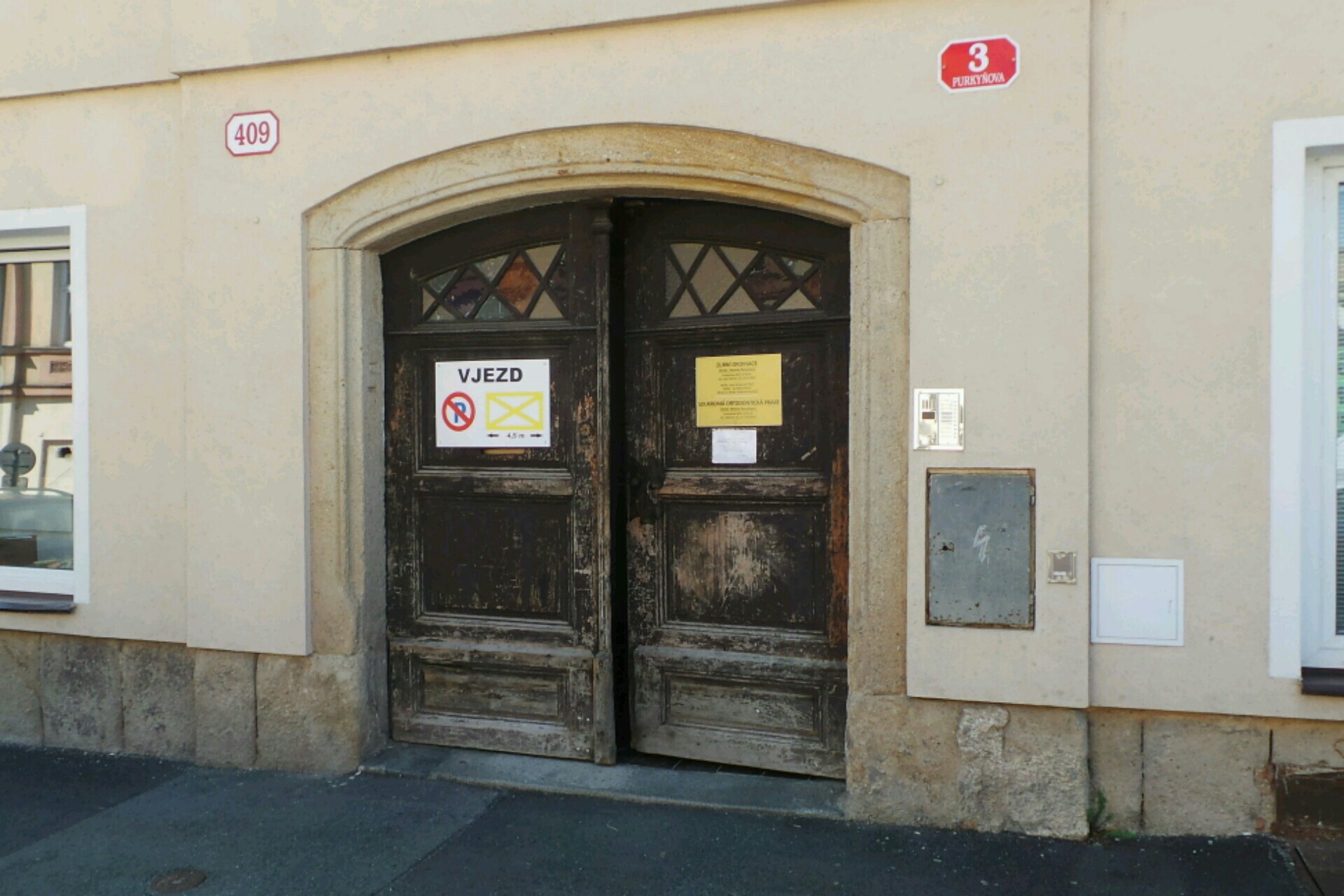 MUDr. Milena Paruchová M. P. - ortodoncie s.r.o.