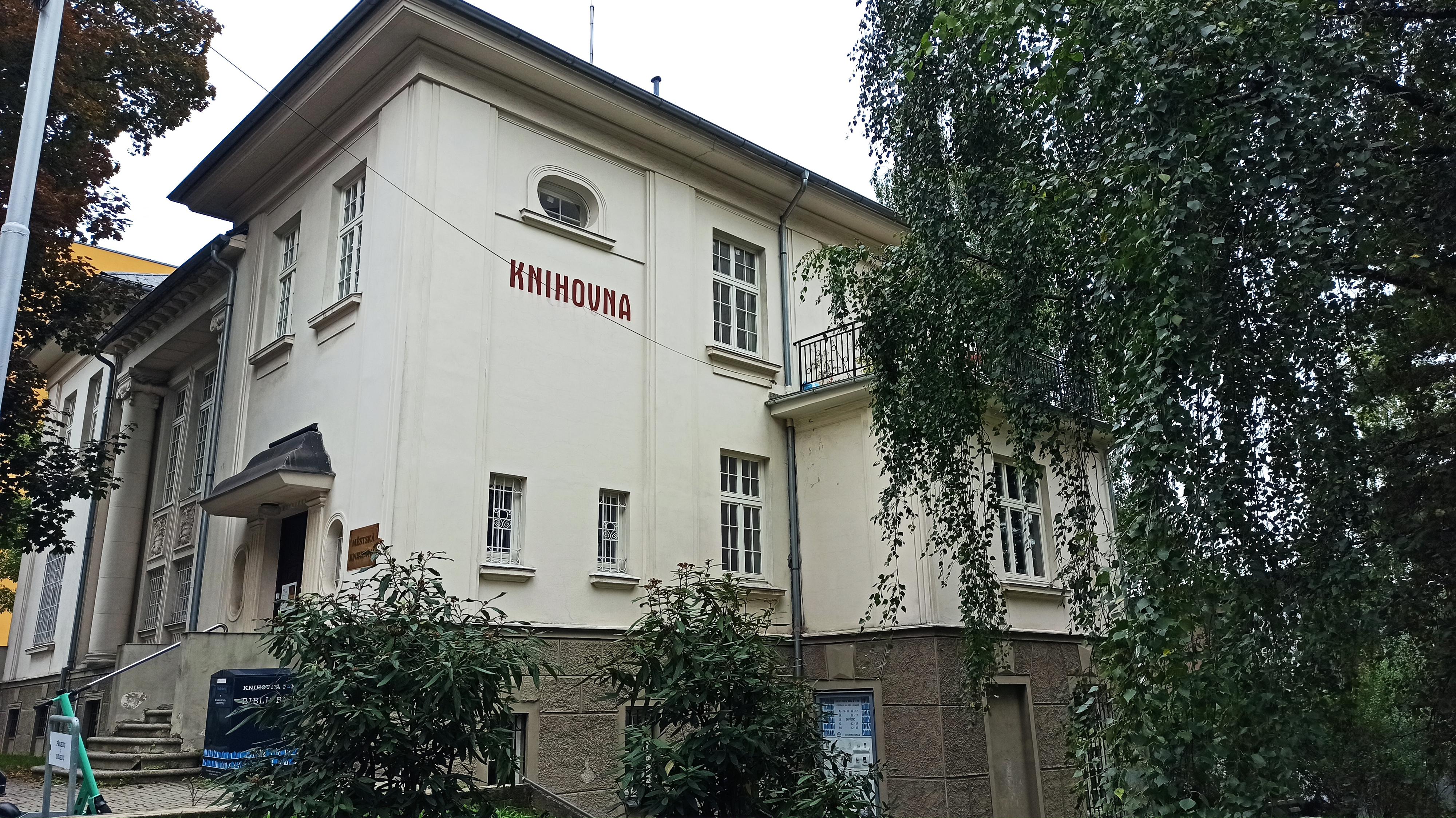 Městská knihovna F-M, Ústřední knihovna Frýdek foto 3