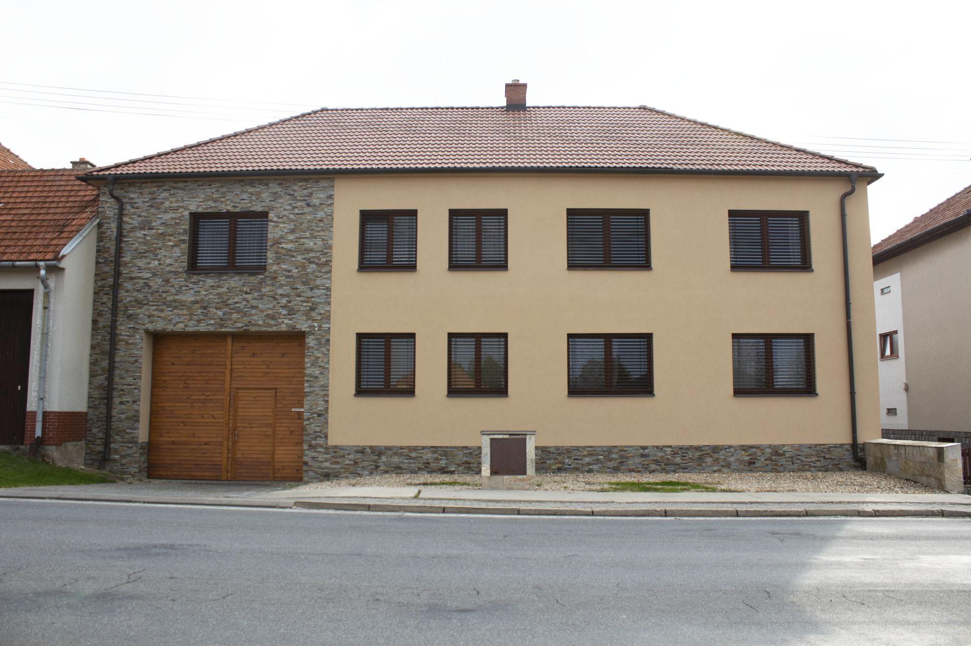 Obklady - přírodní kámen Jan Dvořák