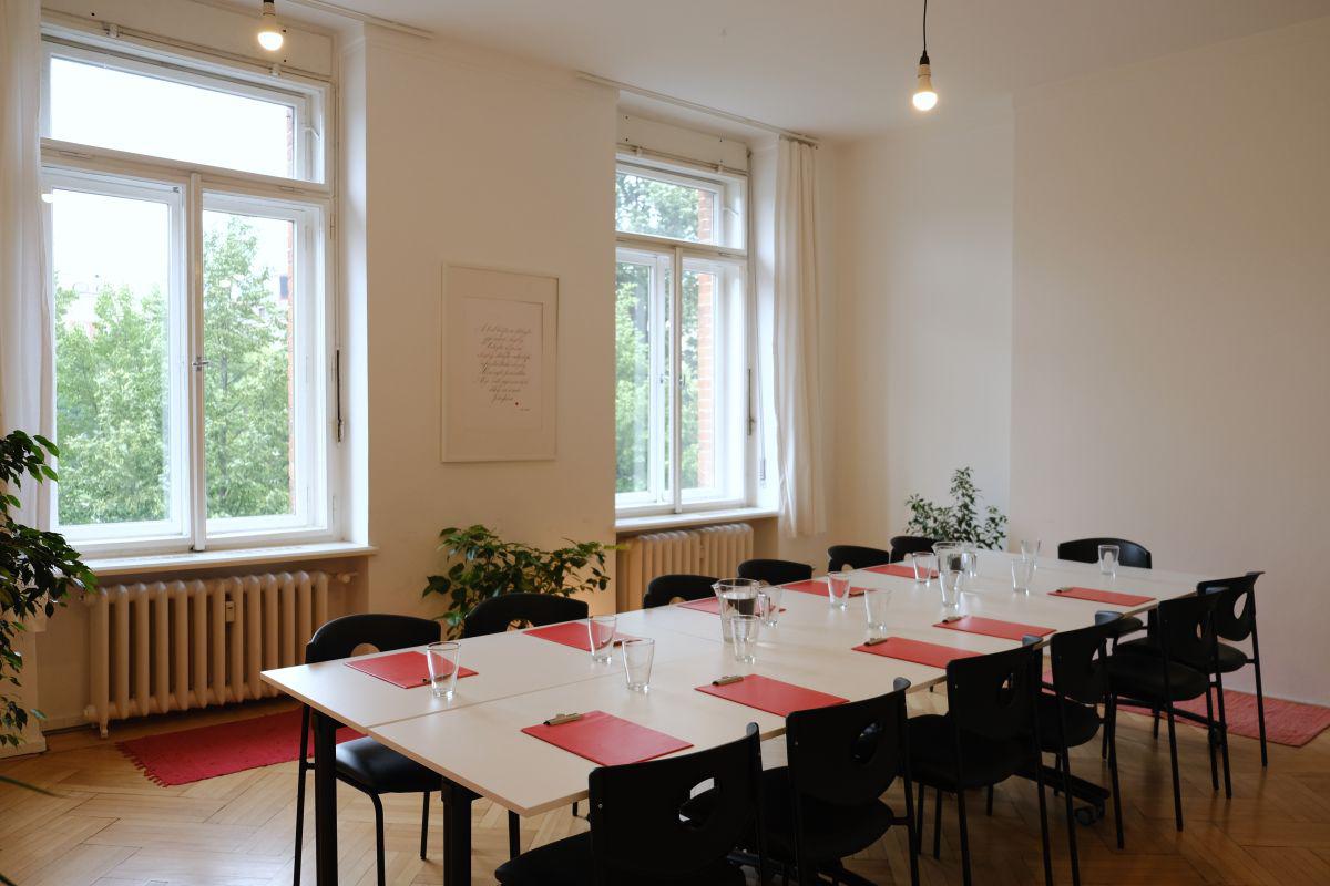 Aperio - Společnost pro zdravé rodičovství, z. s.