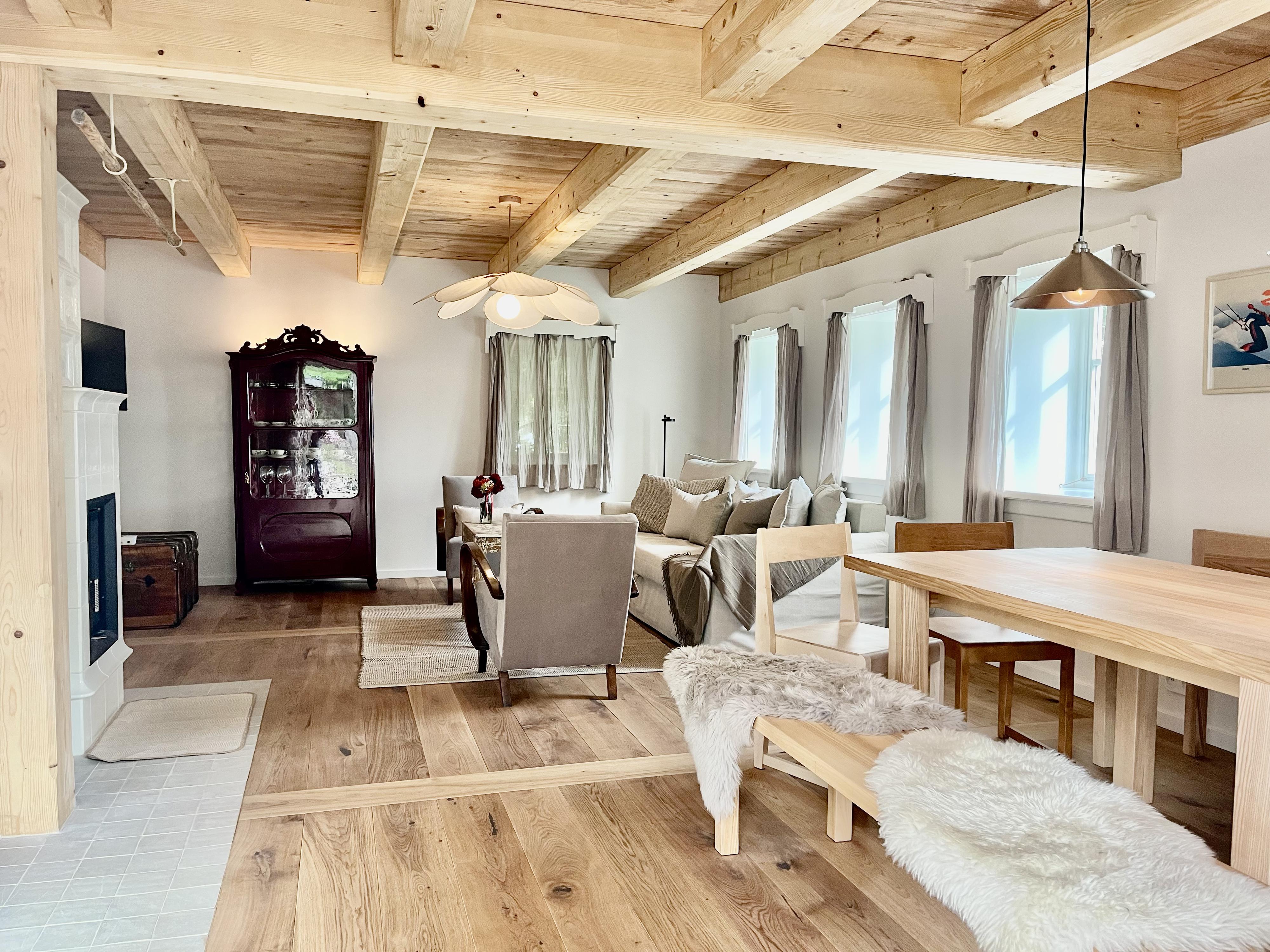 Chaloupka Dvě Sestry