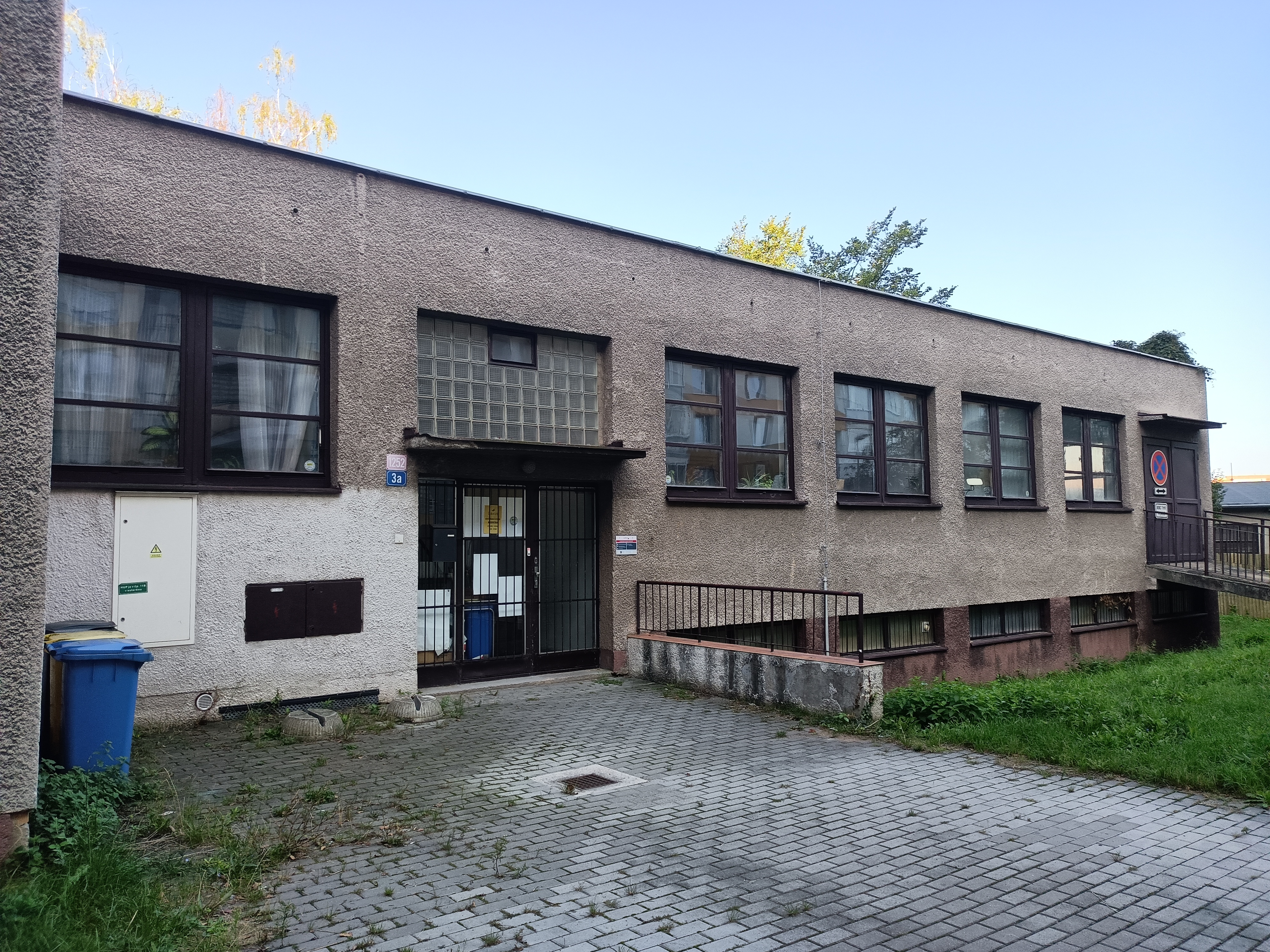 Centrum adiktologických služeb Hradec Králové - Laxus foto 5