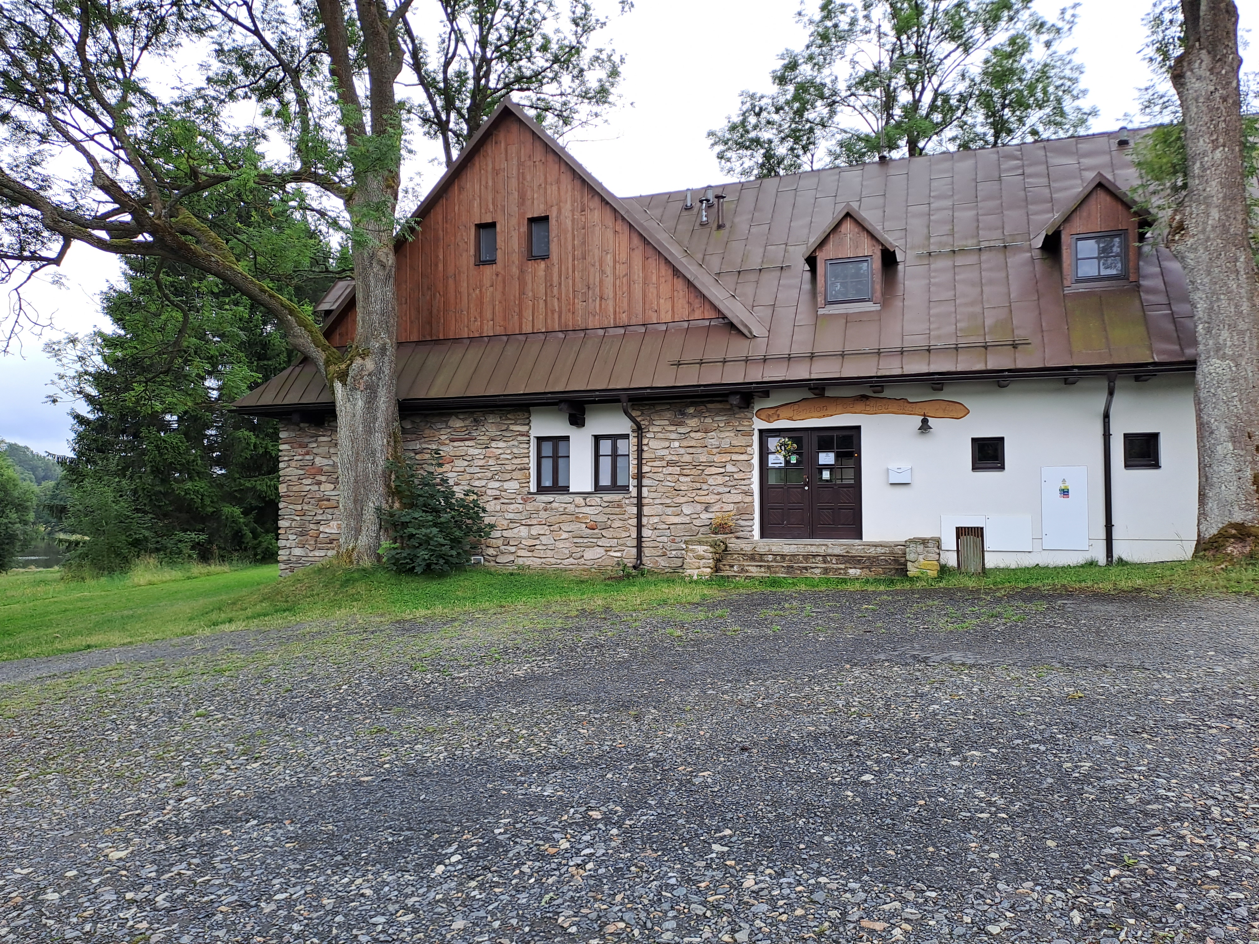 Penzion pod Bílou skálou