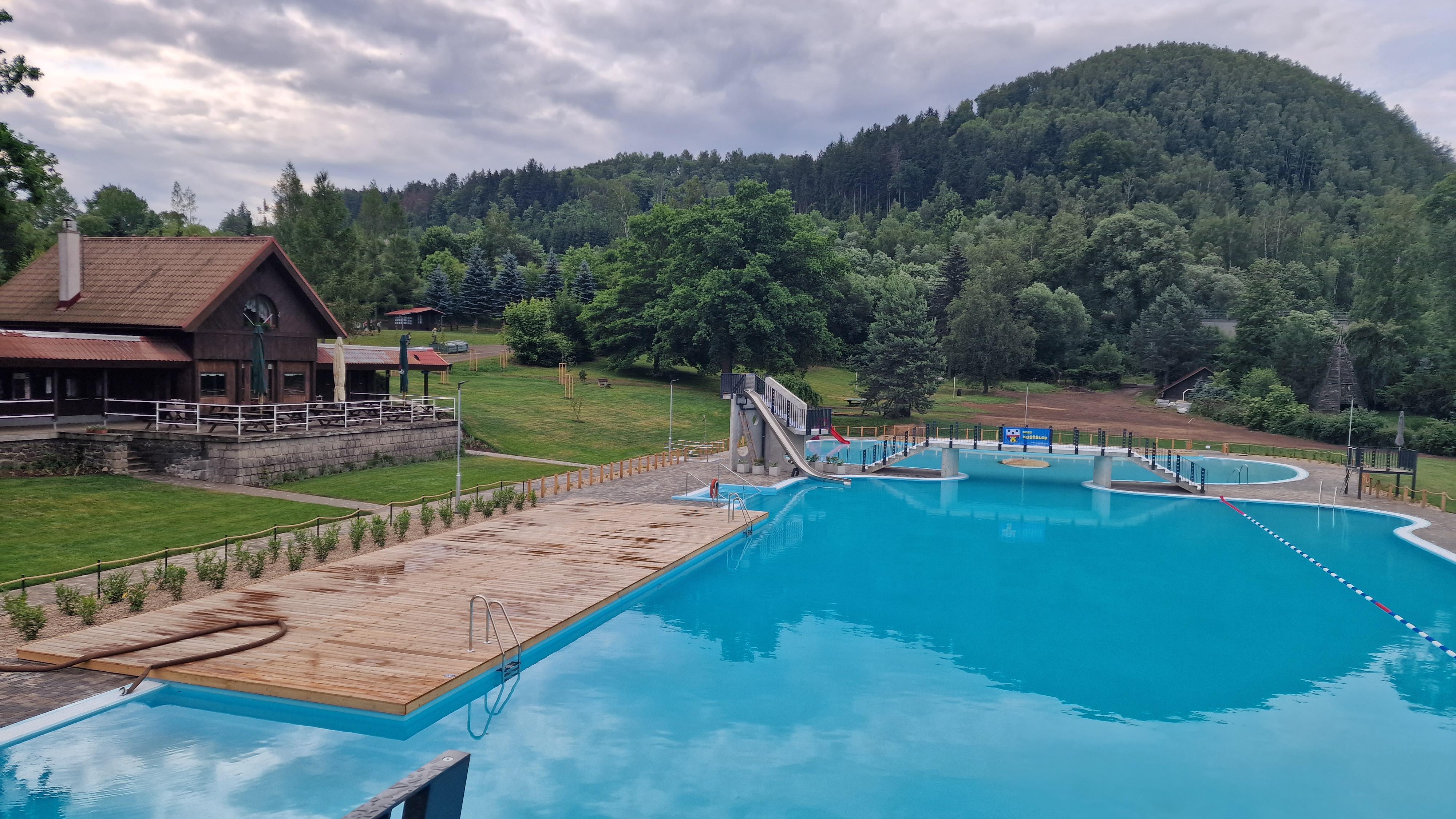 Koupaliště Košťálov foto 2