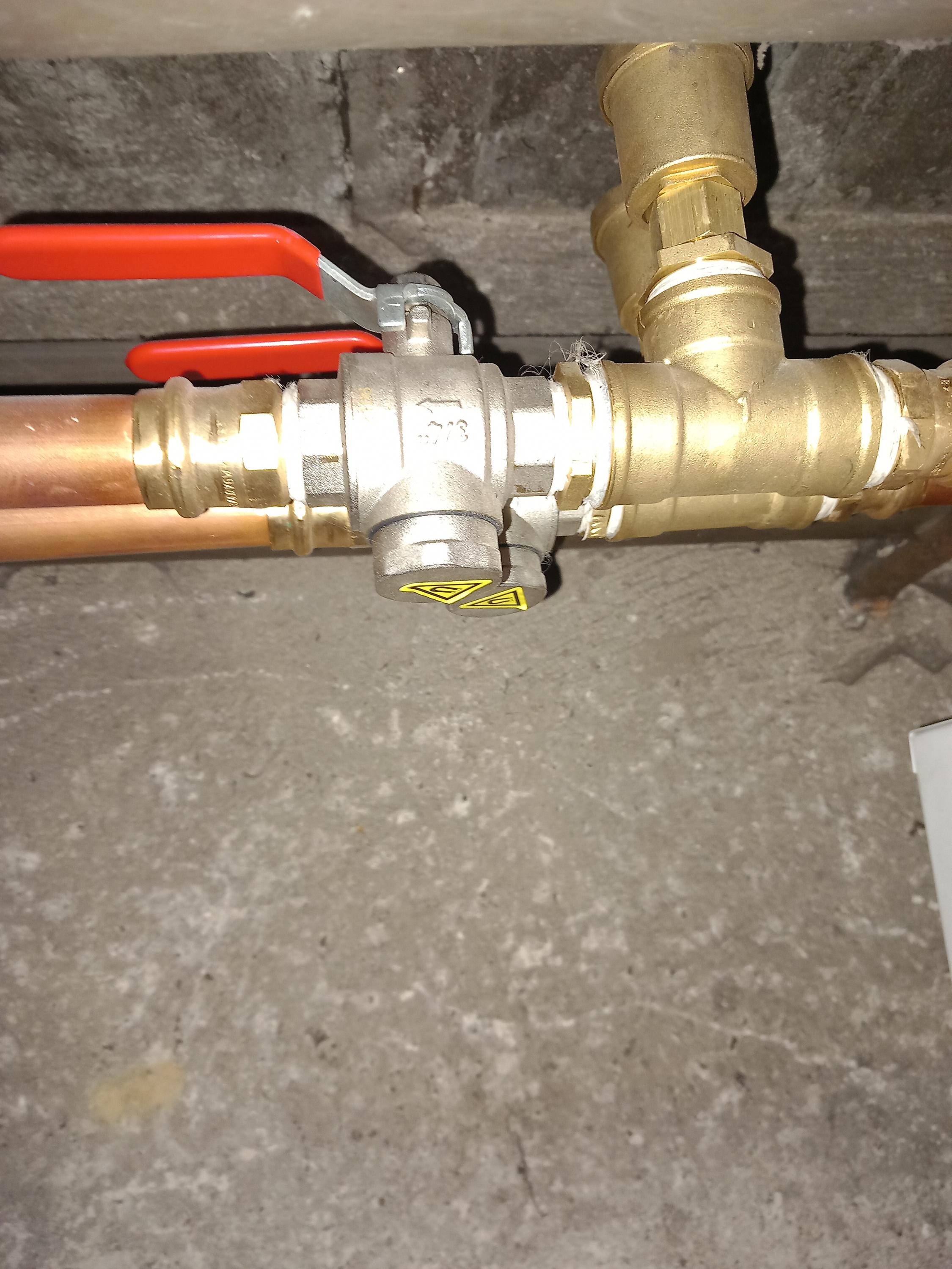 Racík voda a topení foto 6