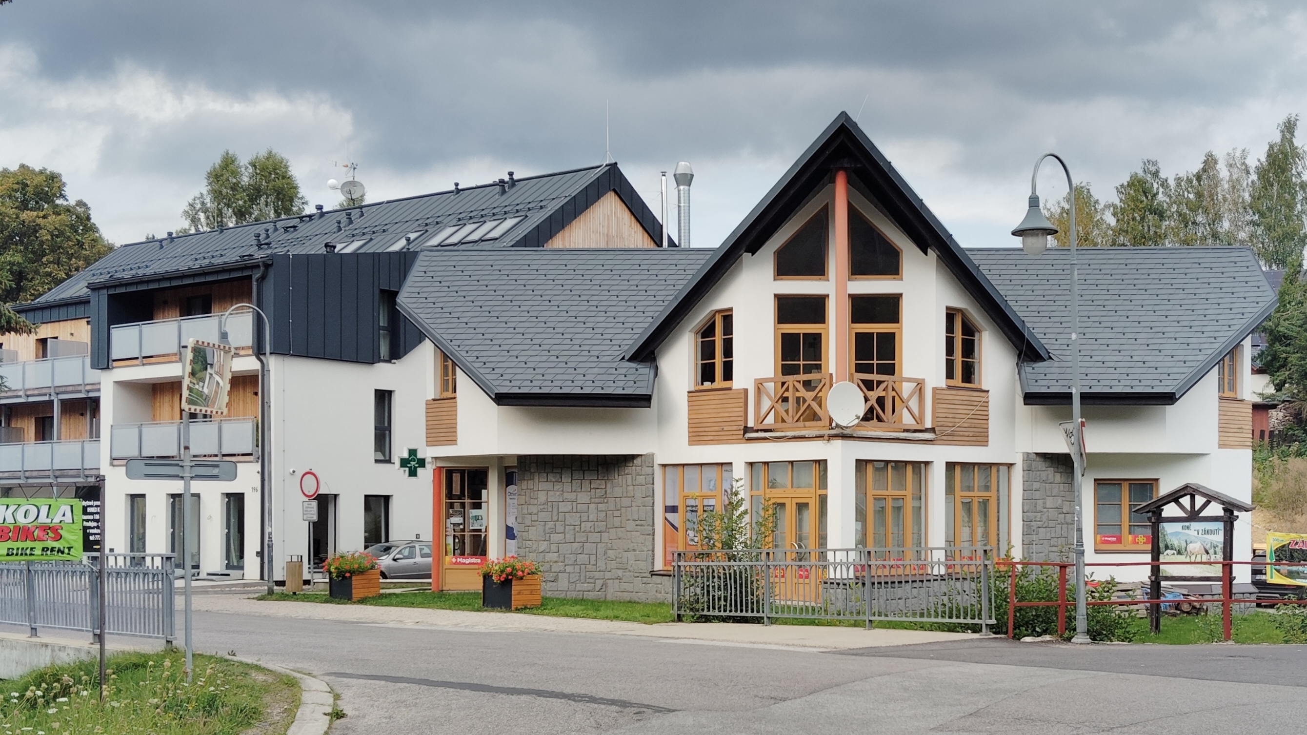 LÉKÁRNA HARRACHOV, s.r.o. foto 2
