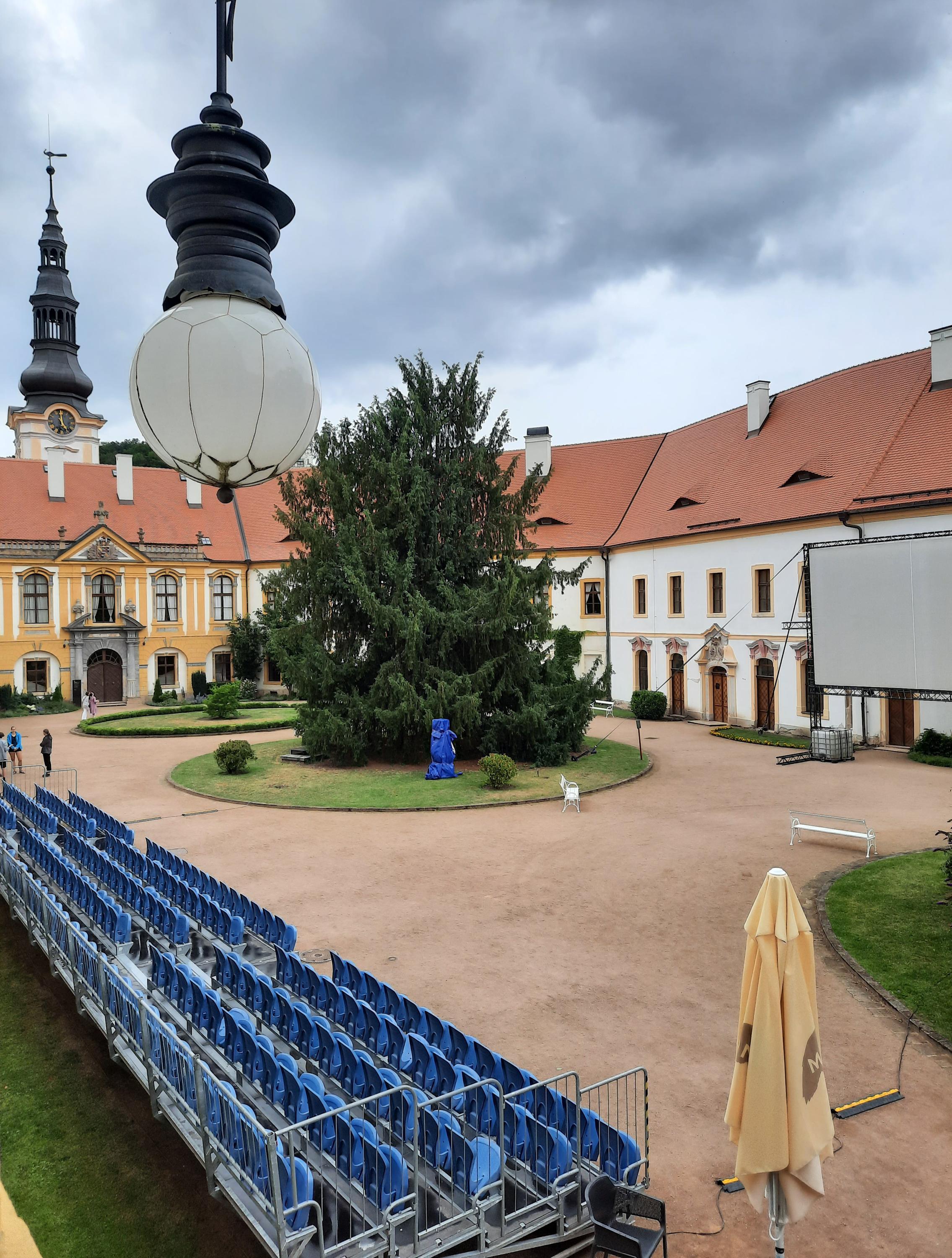 Letní kino Zámek Děčín foto 2