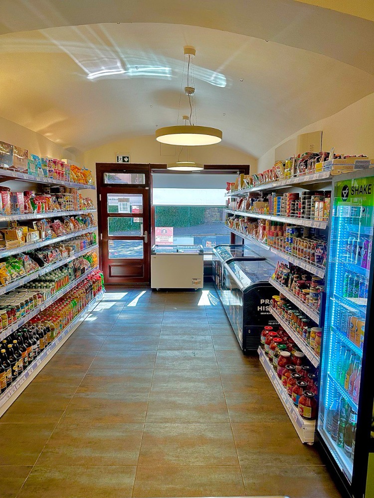 Delikatesy & Alkohol z celého světa ,,ALENKA,, foto 4