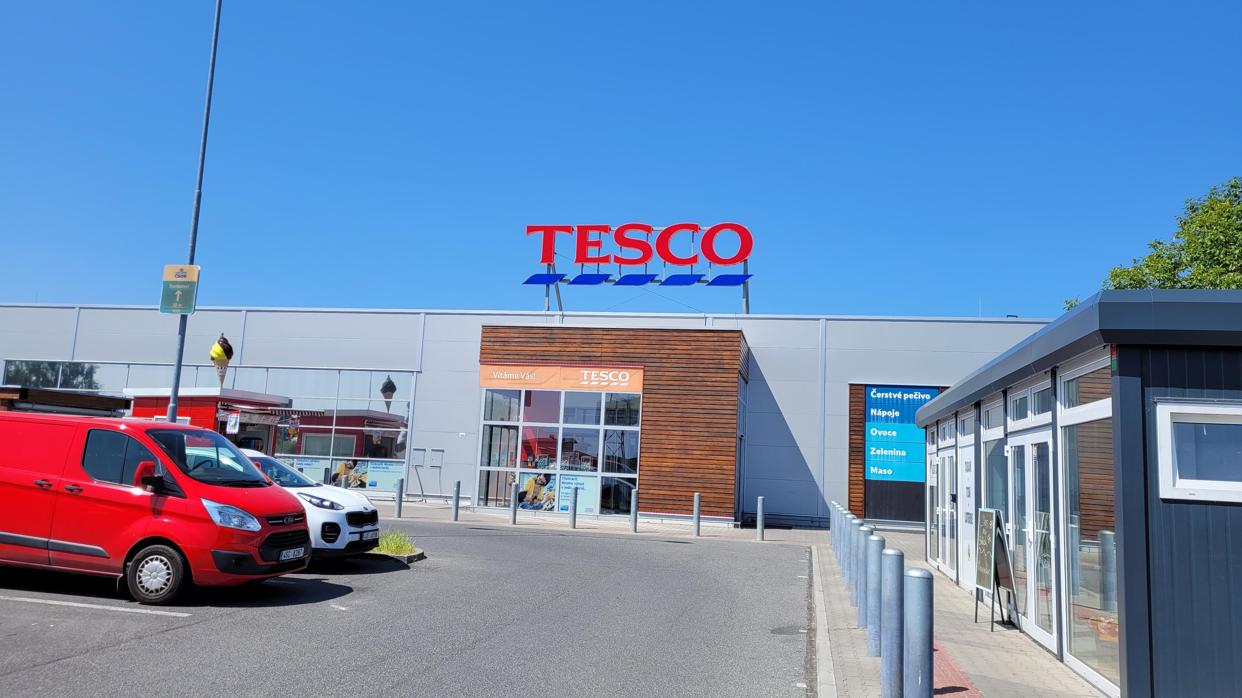 Tesco foto 2