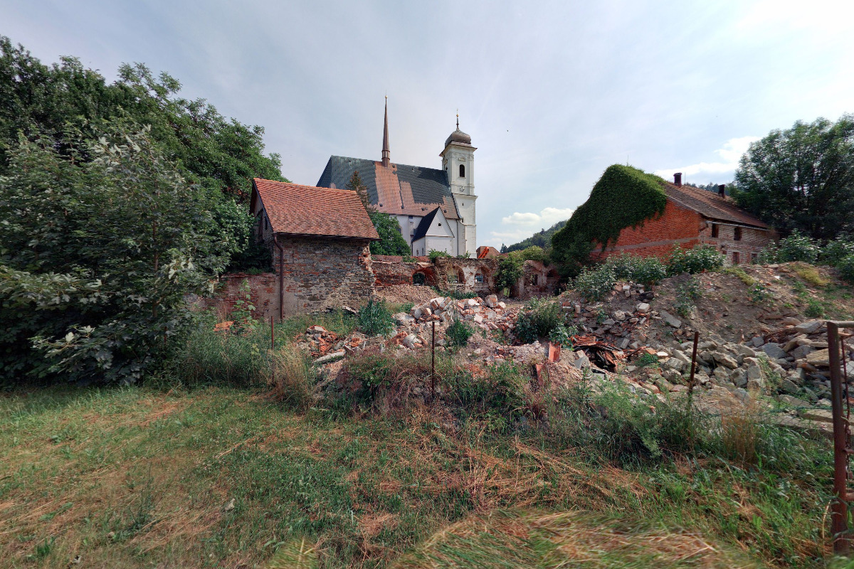 Římskokatolická farnost Doubravník