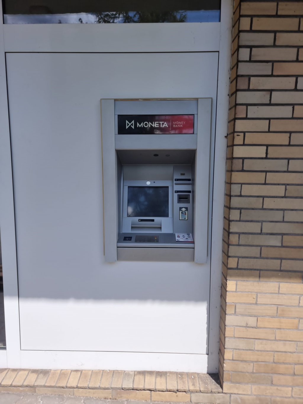 Bankomat MONETA Money Bank foto 2