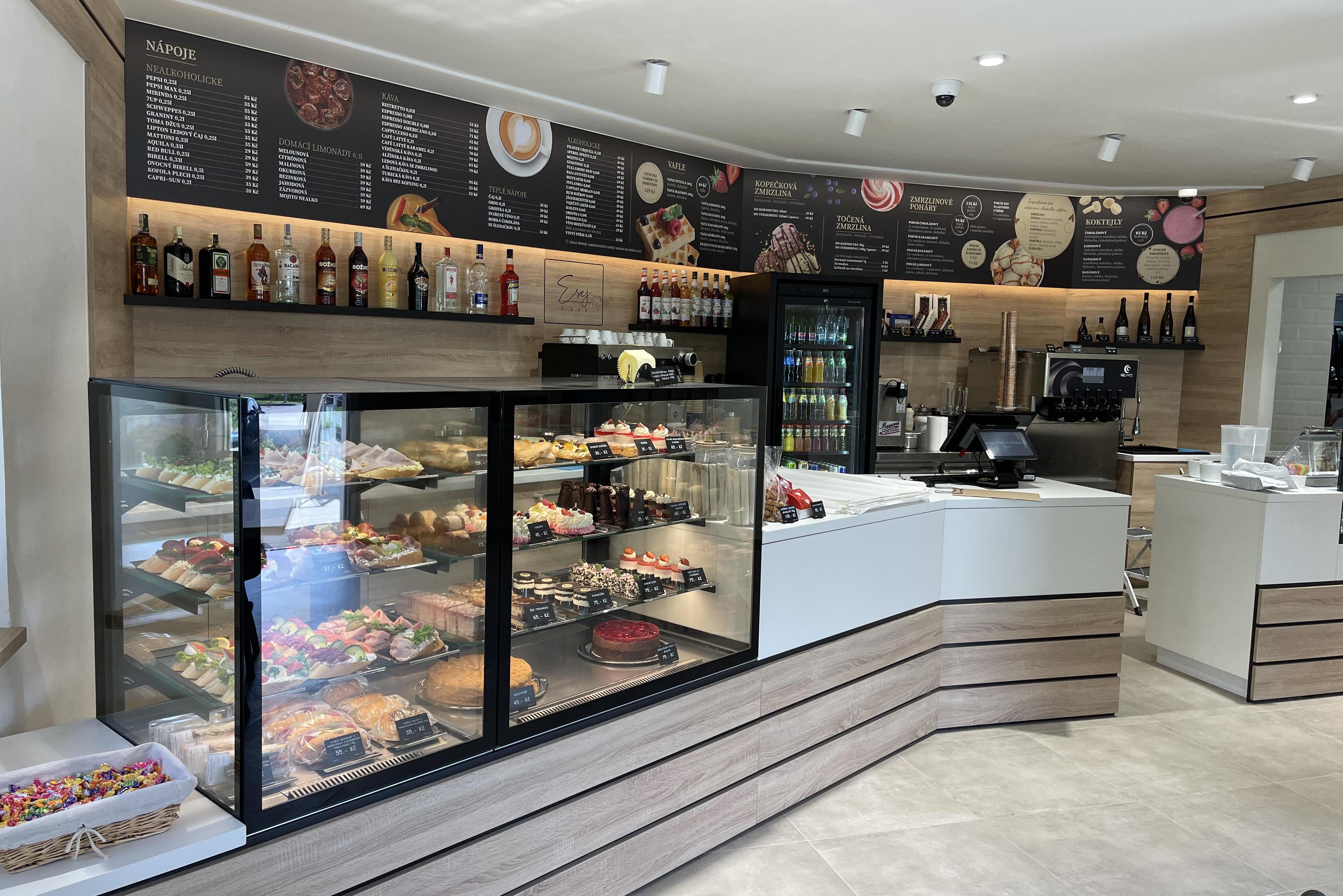 Esej Cafe
