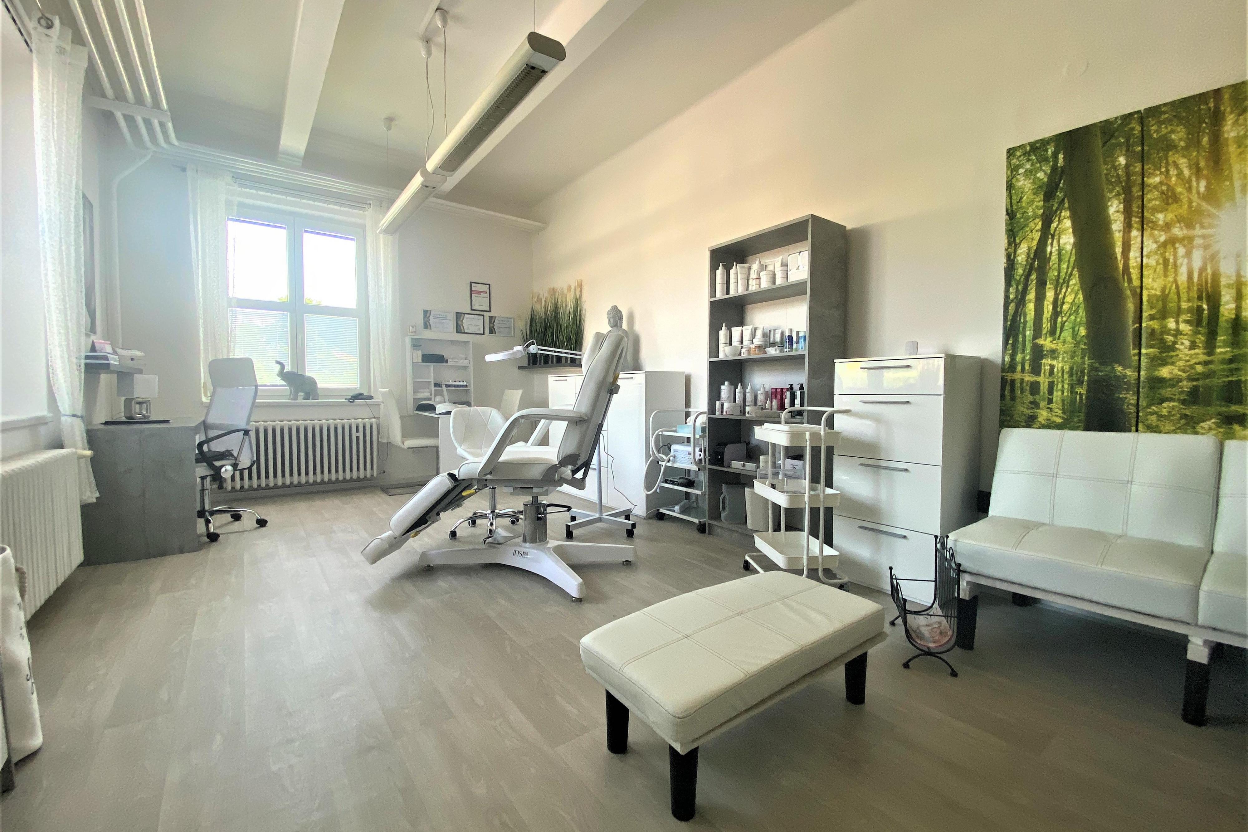 La Belle Salon