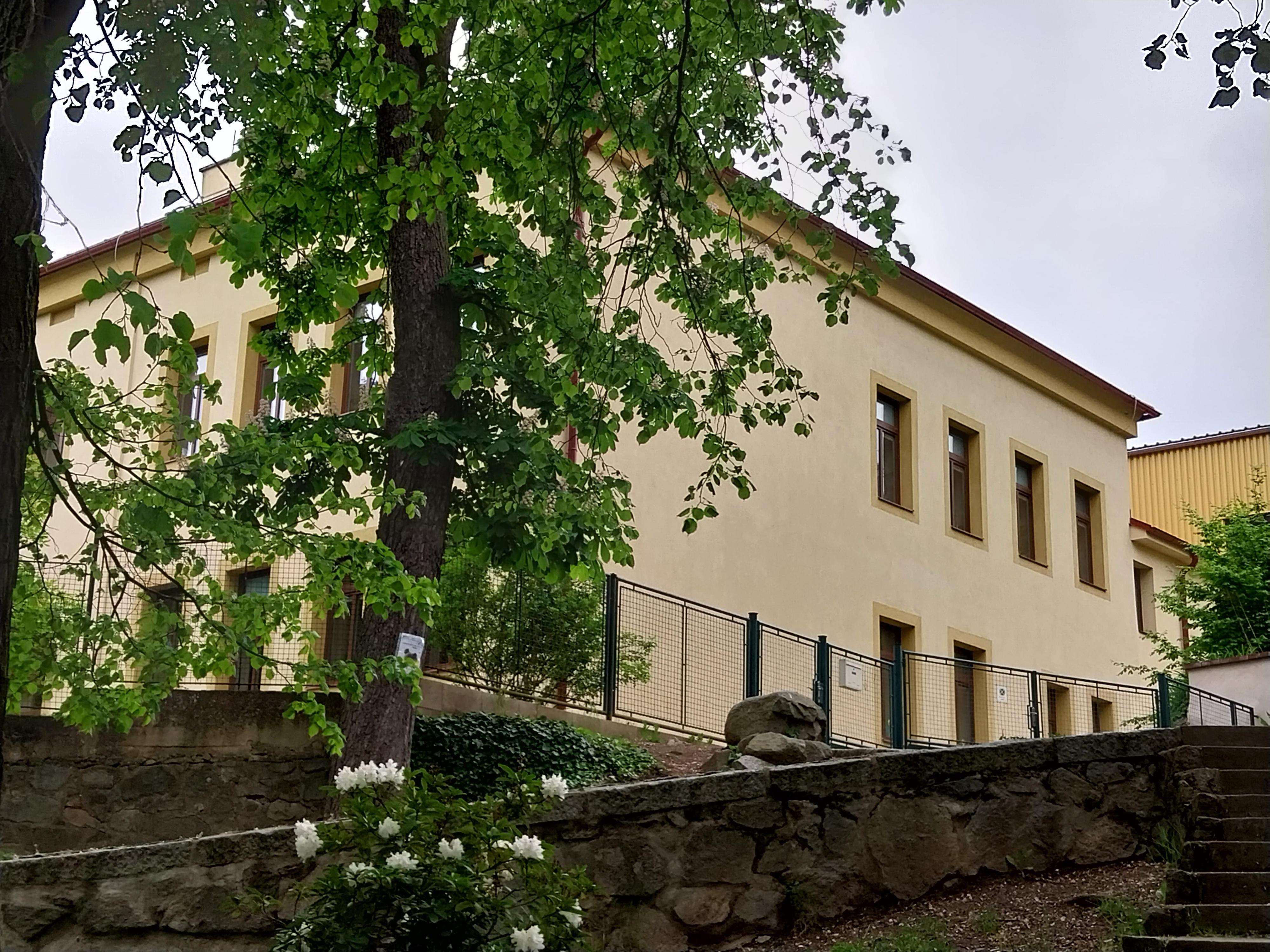 Základní škola Slapy foto 2