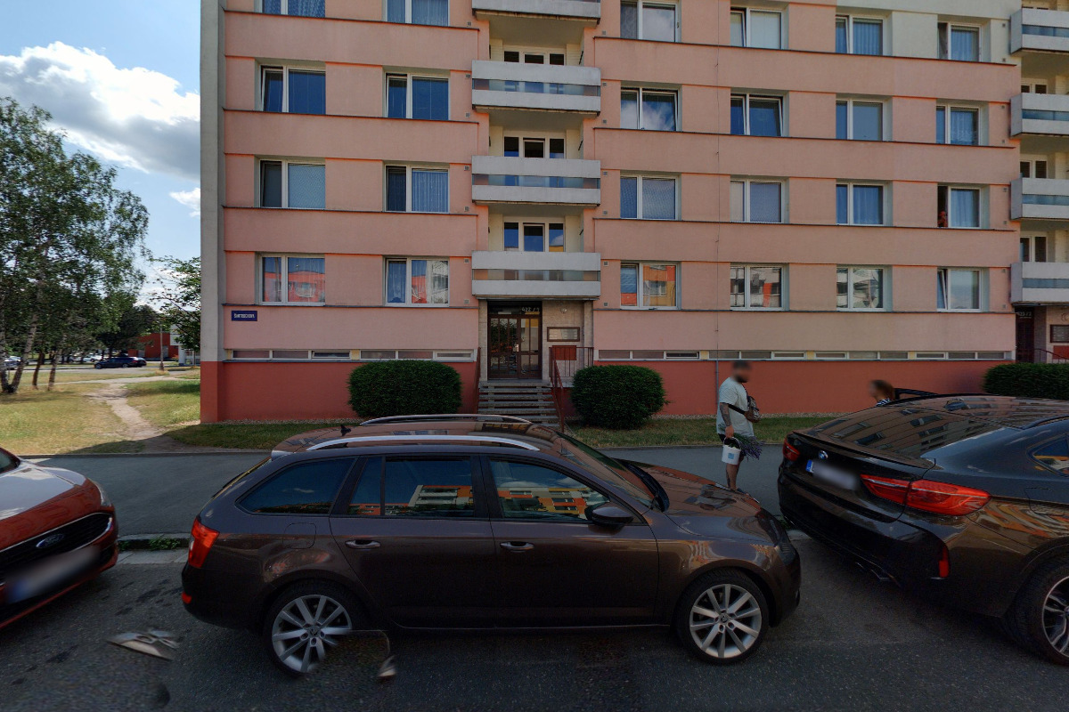 VICTORIA ART PRODUCTION