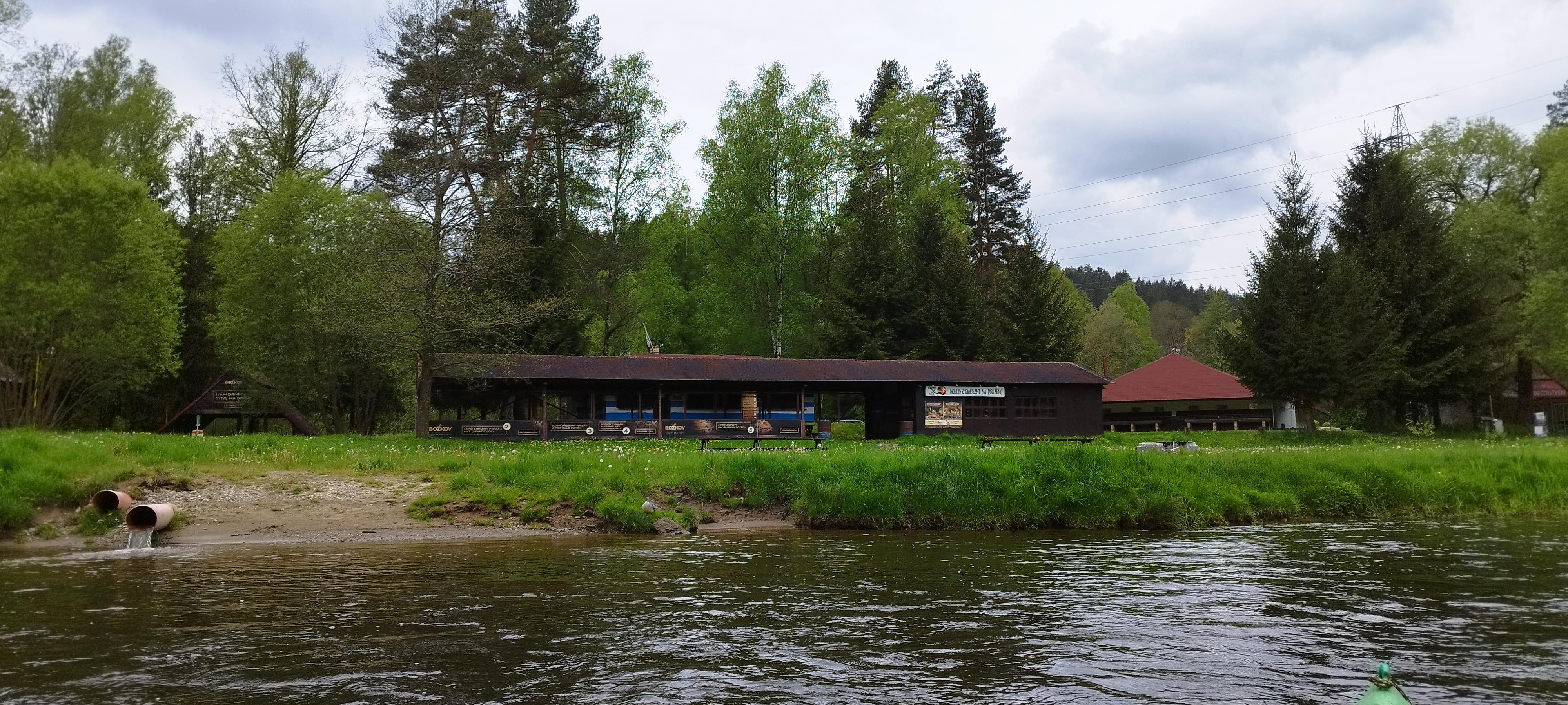 Kemp Na Pískárně - restaurace foto 3