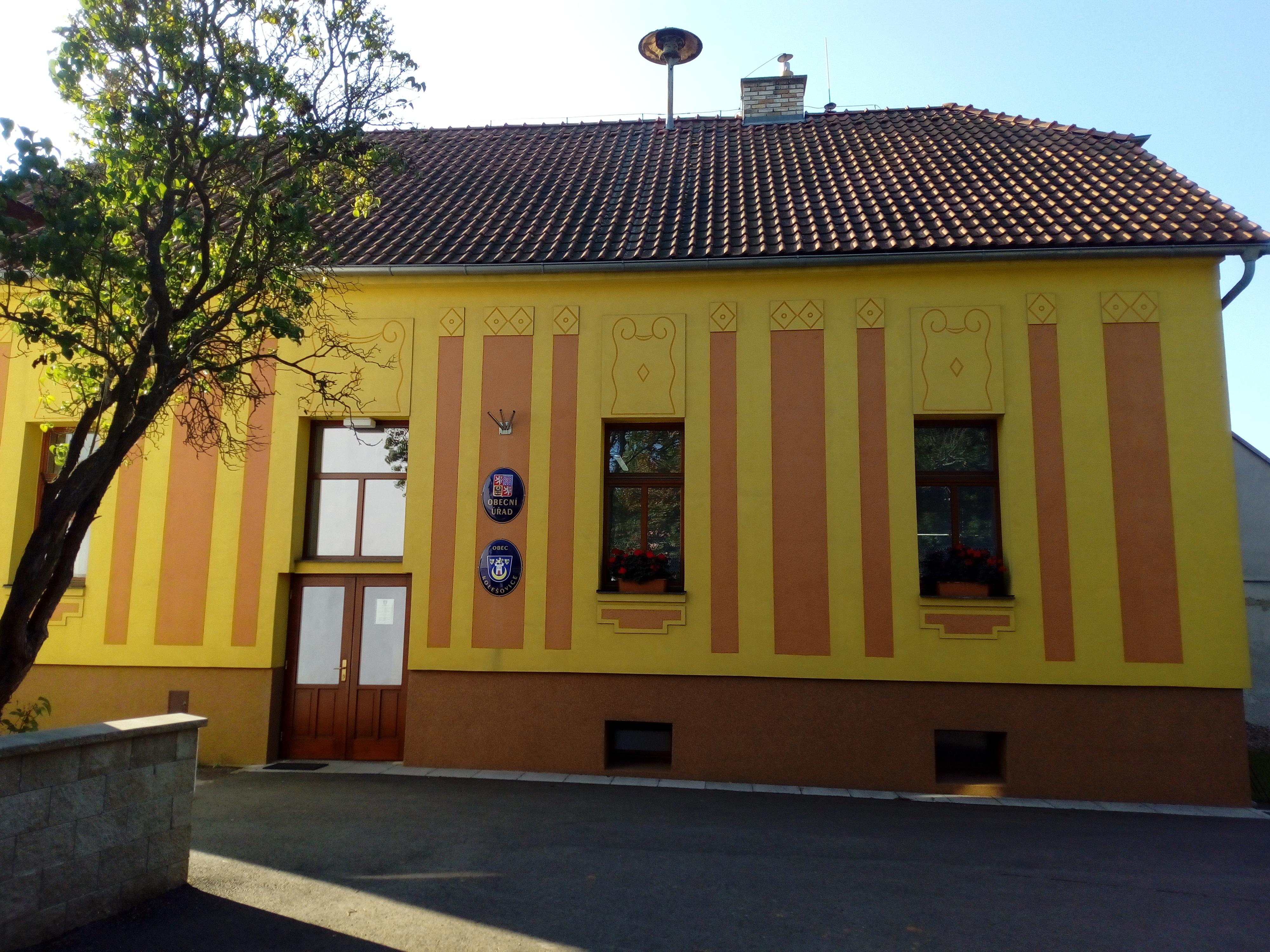 Kolešovice - obecní úřad foto 2
