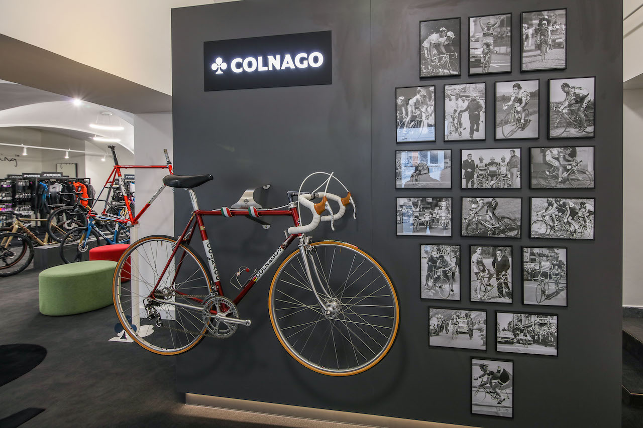 COLNAGO & ASSOS ProShop foto 6