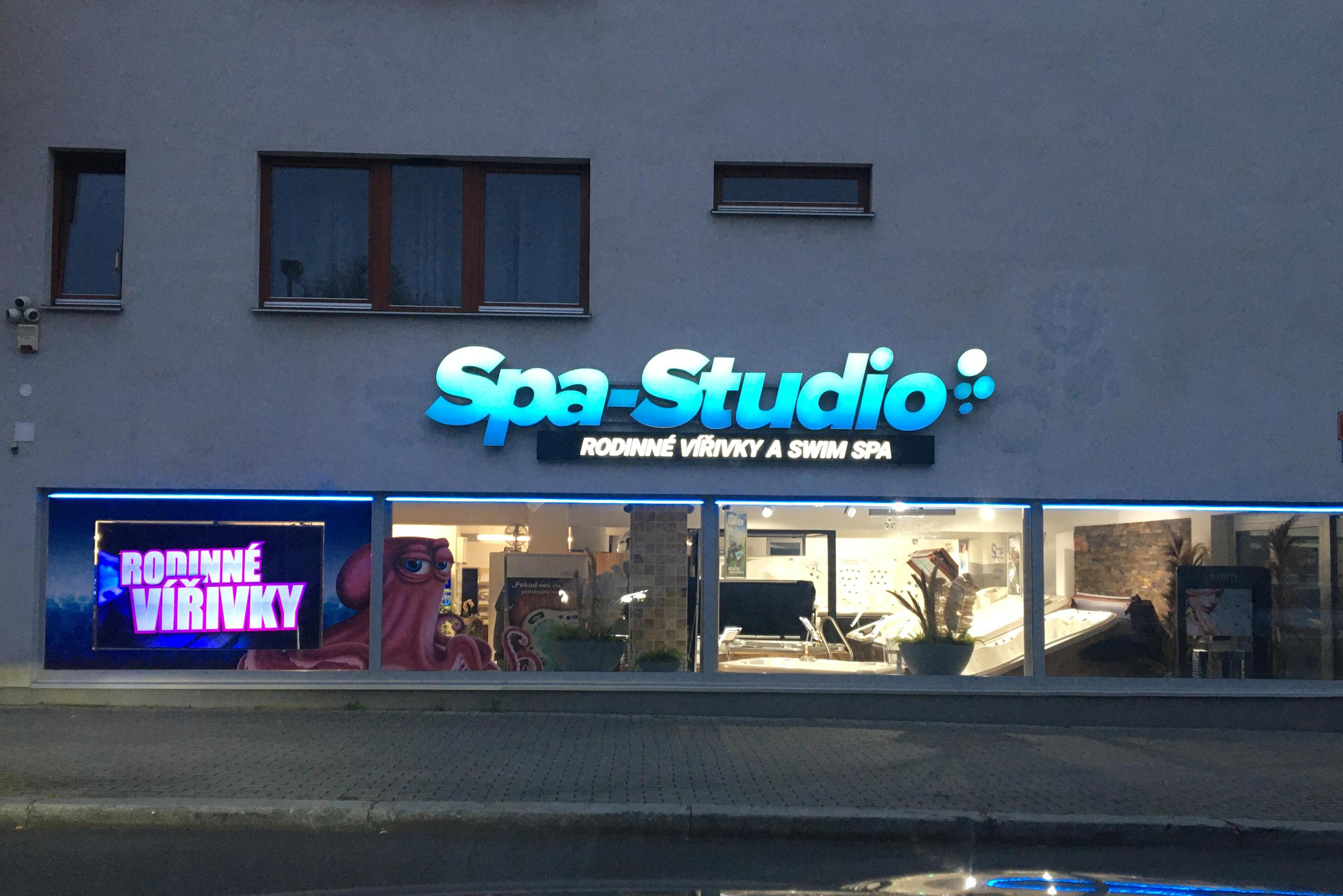 SPA Studio, Rodinné vířivky a SWIM SPA