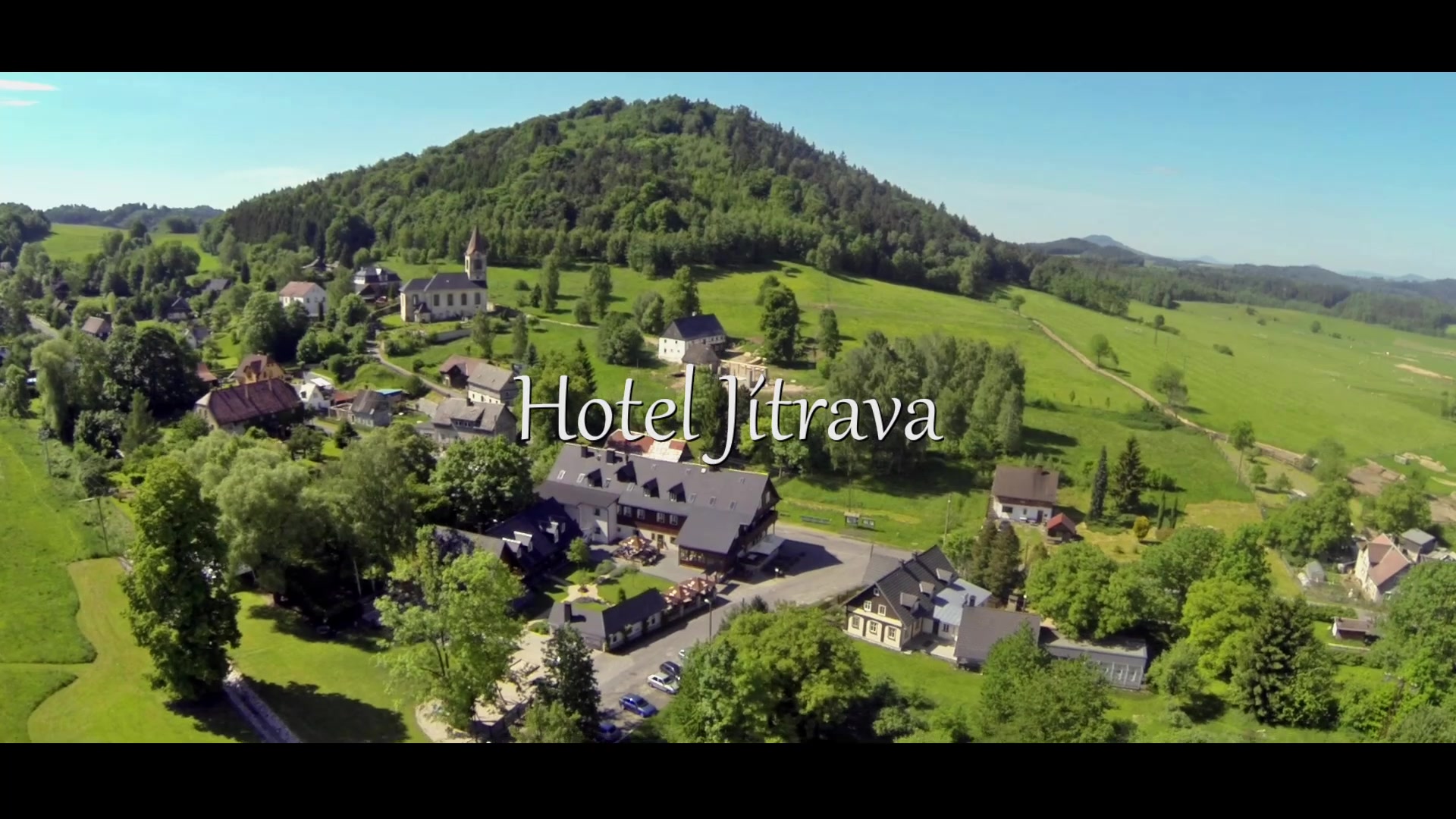 Apartmán-Hotel - Jítravský Dvorec **** foto 2 (náhled videa)