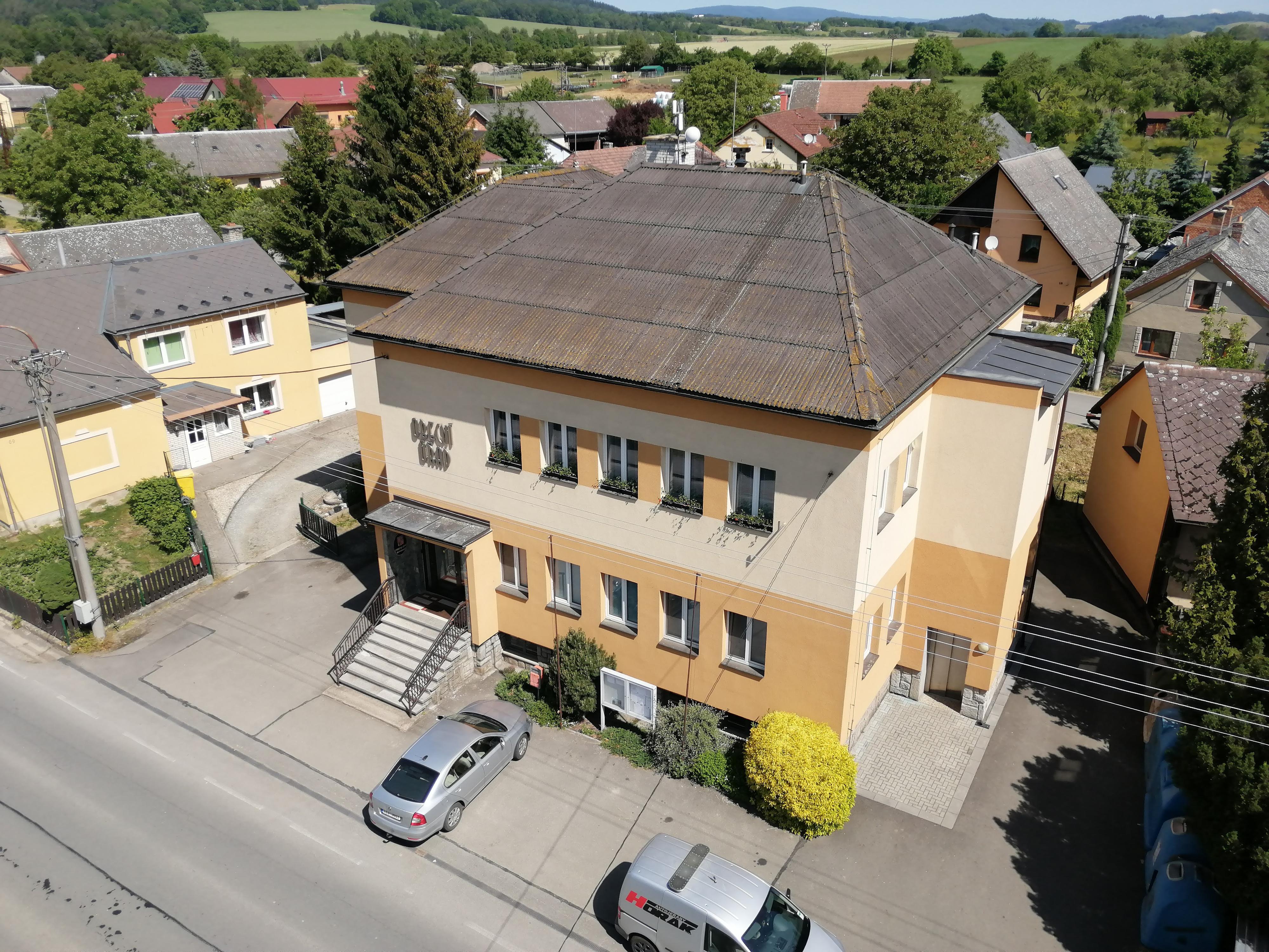 Rovensko - obecní úřad foto 2
