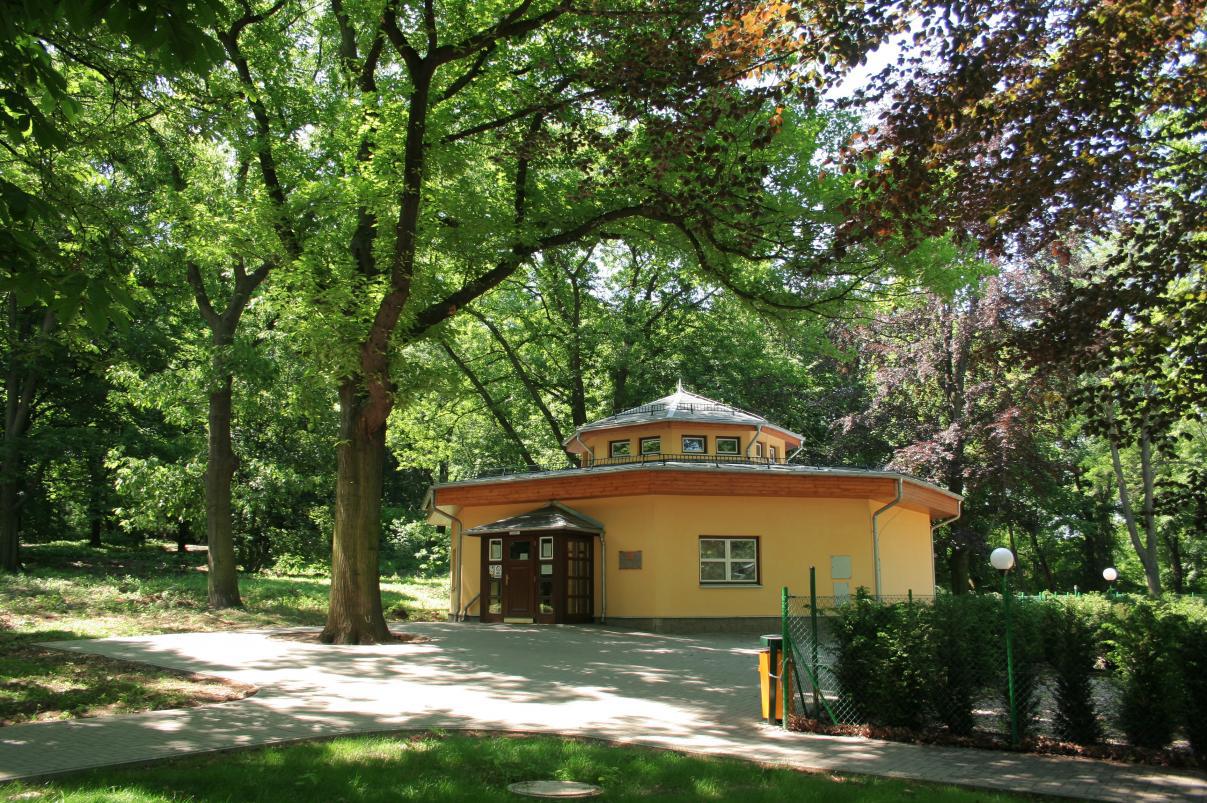 Přírodní a zrcadlové bludiště a středověké popraviště na Větruši v Ústí nad Labem