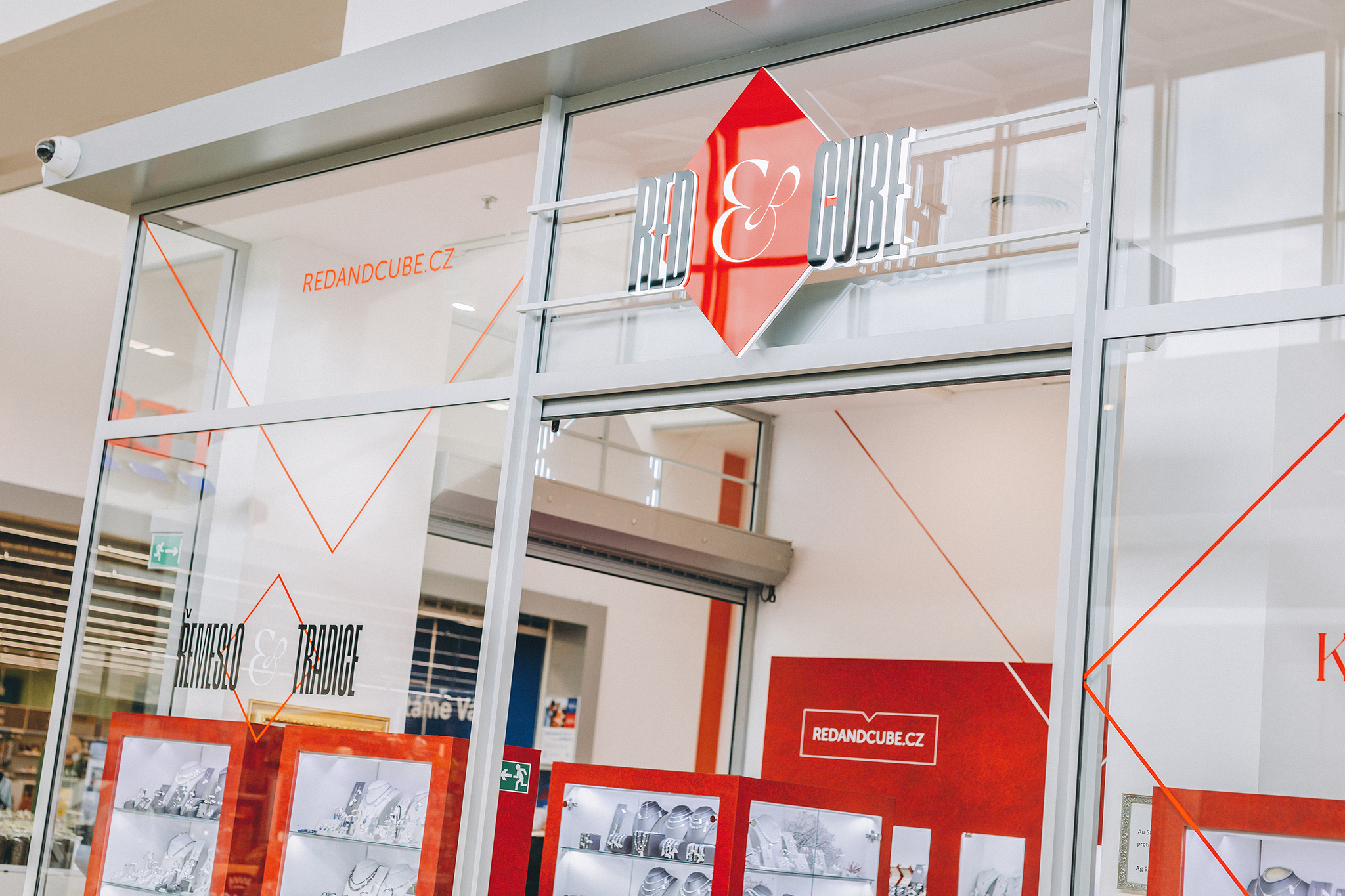 Šperky Red and Cube foto 6