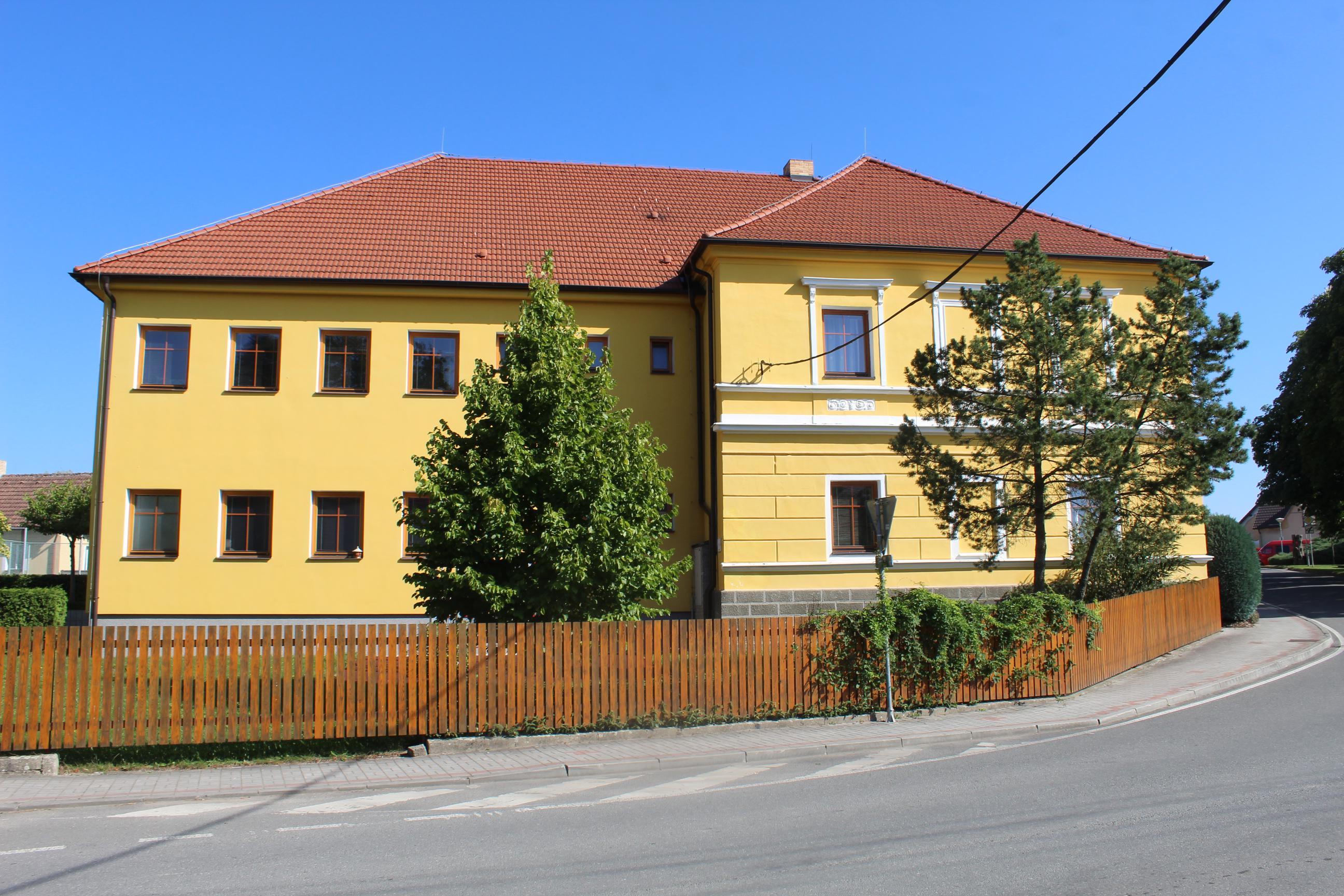 ZŠ a MŠ Želeč foto 4