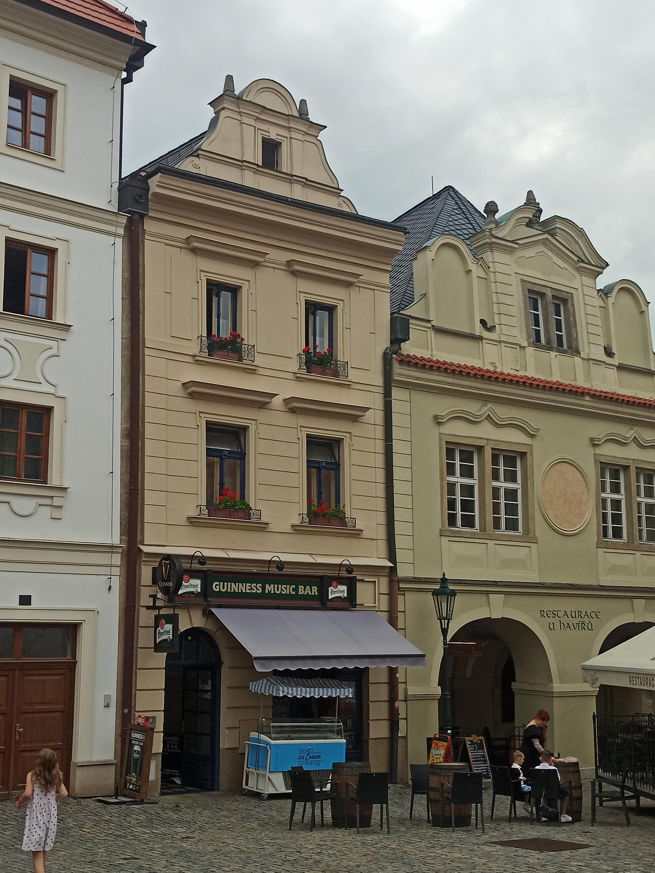 GUINNESS MUSIC BAR foto 3