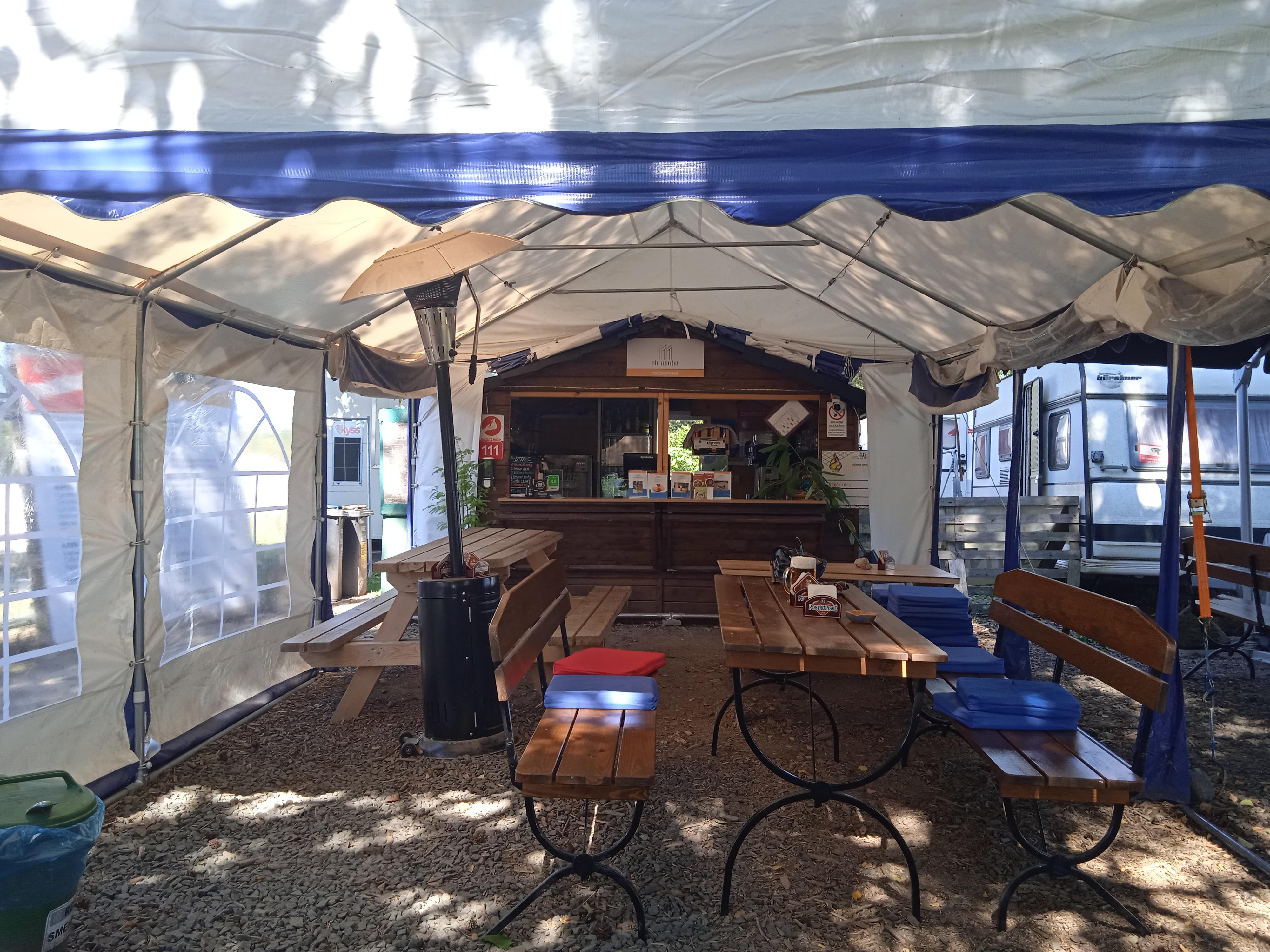 Občerstvení TřiJedničky foto 5