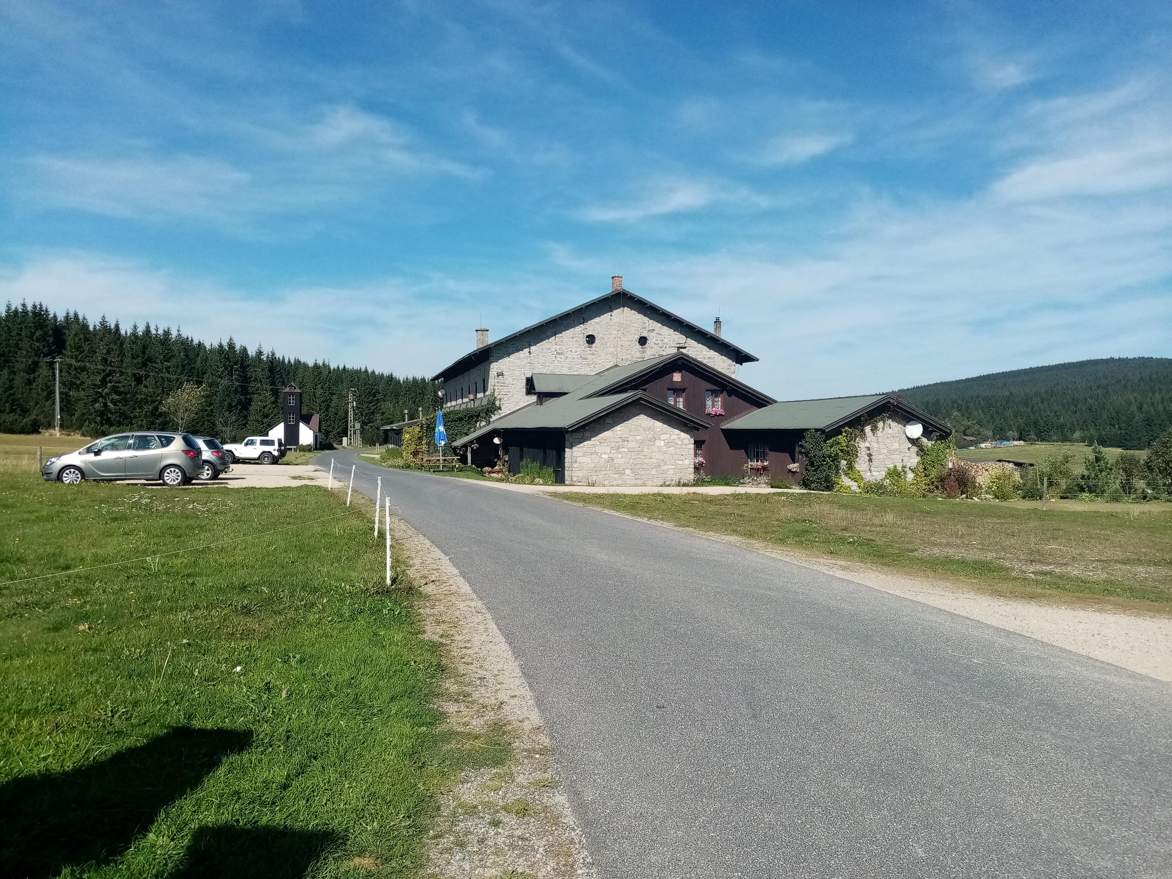 Sportovní hala Sklárna foto 4