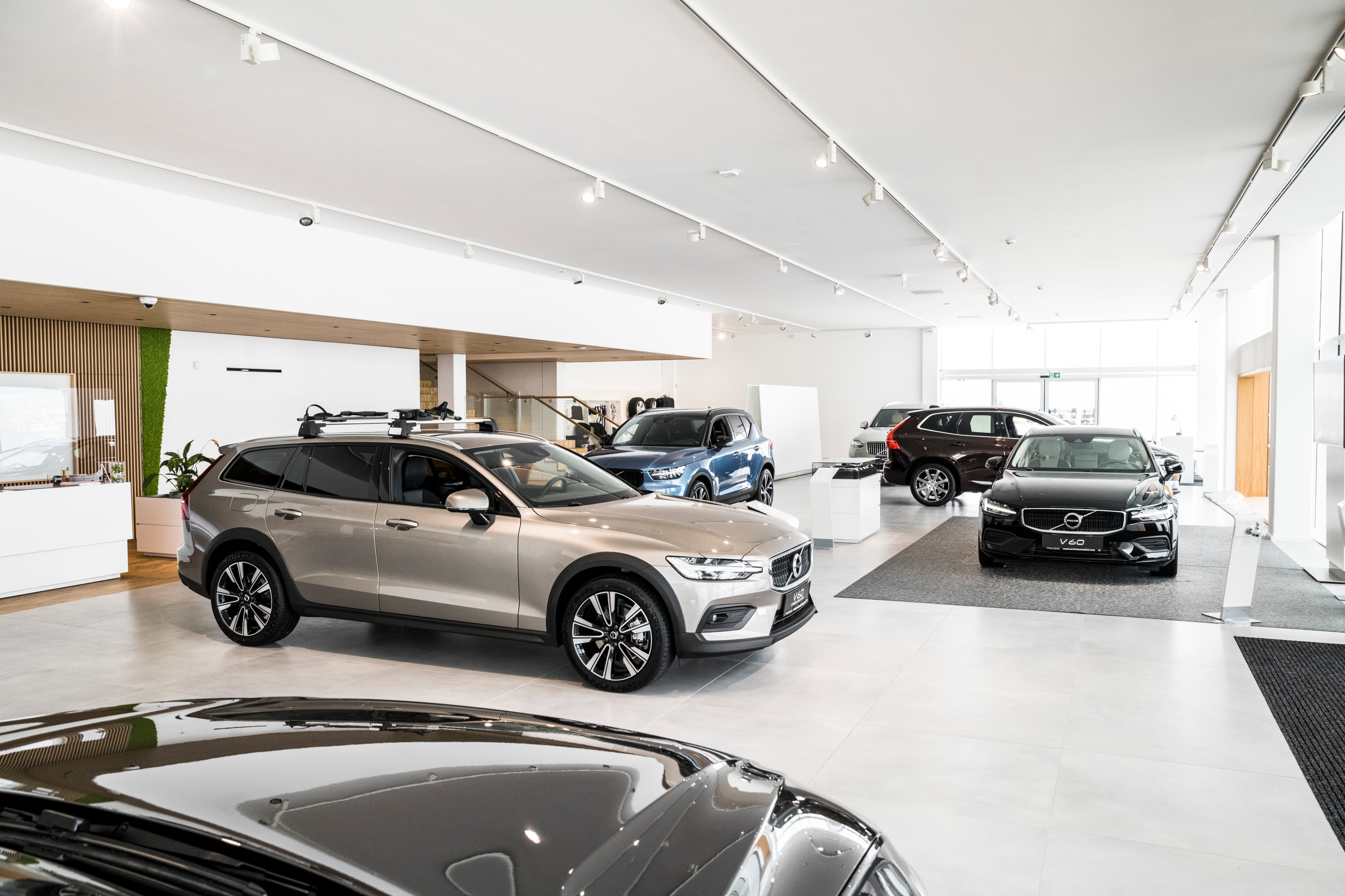 CARDION CARS PRŮHONICE - Volvo autorizovaný dealer a autoservis foto 5