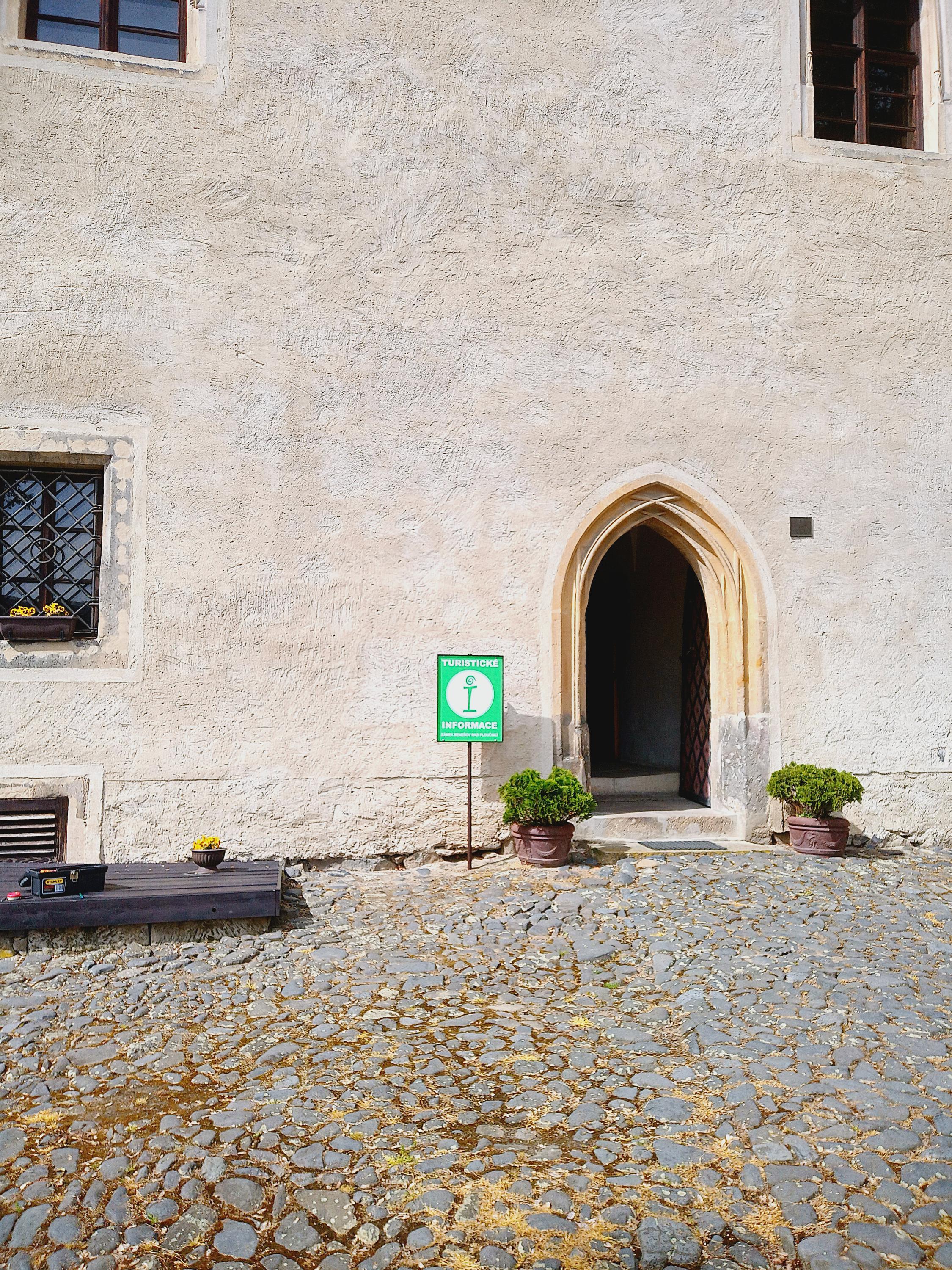 Infocentrum Zámek Benešov nad Ploučnicí foto 4