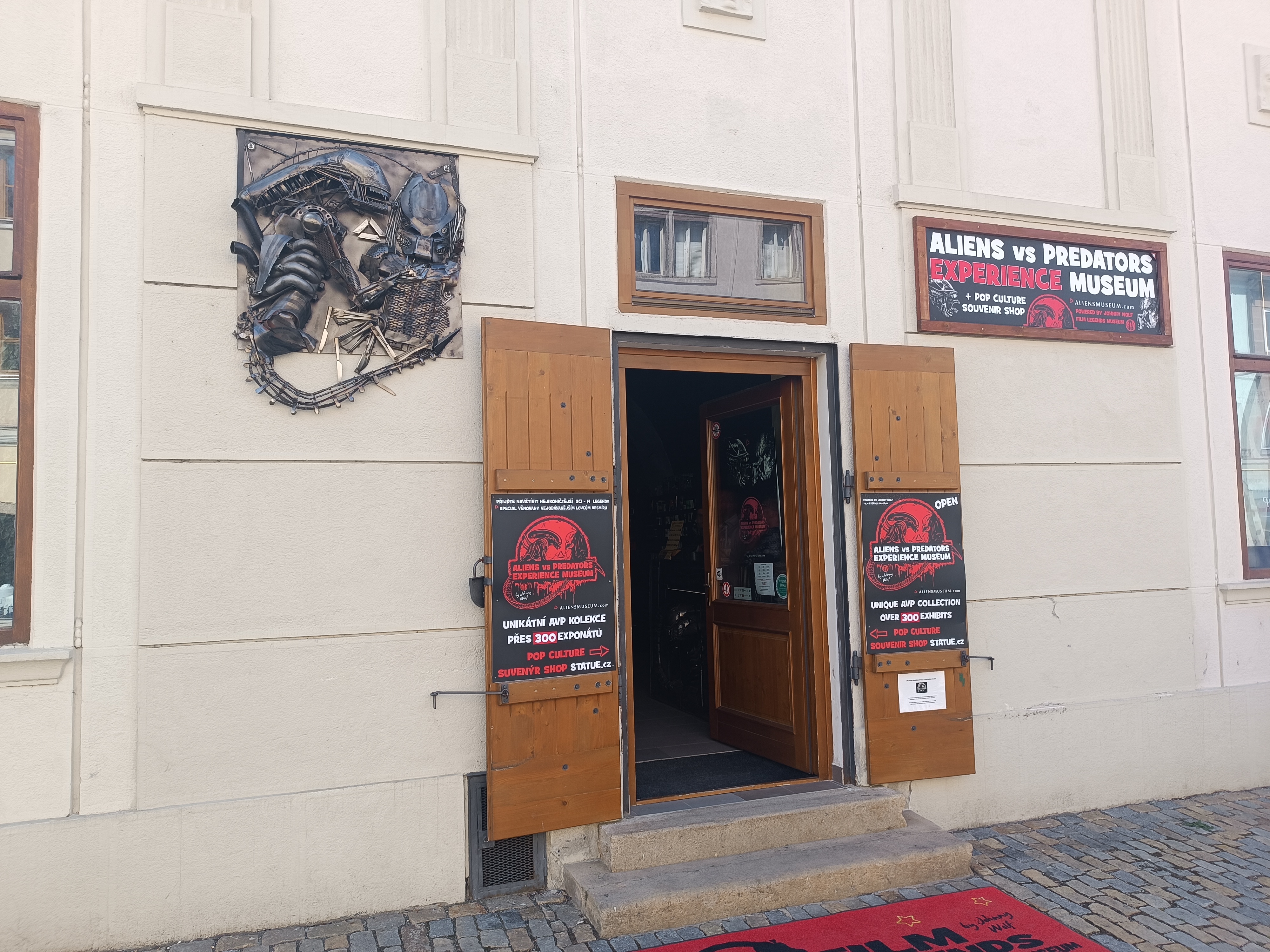 Aliens vs Predators Experience Museum