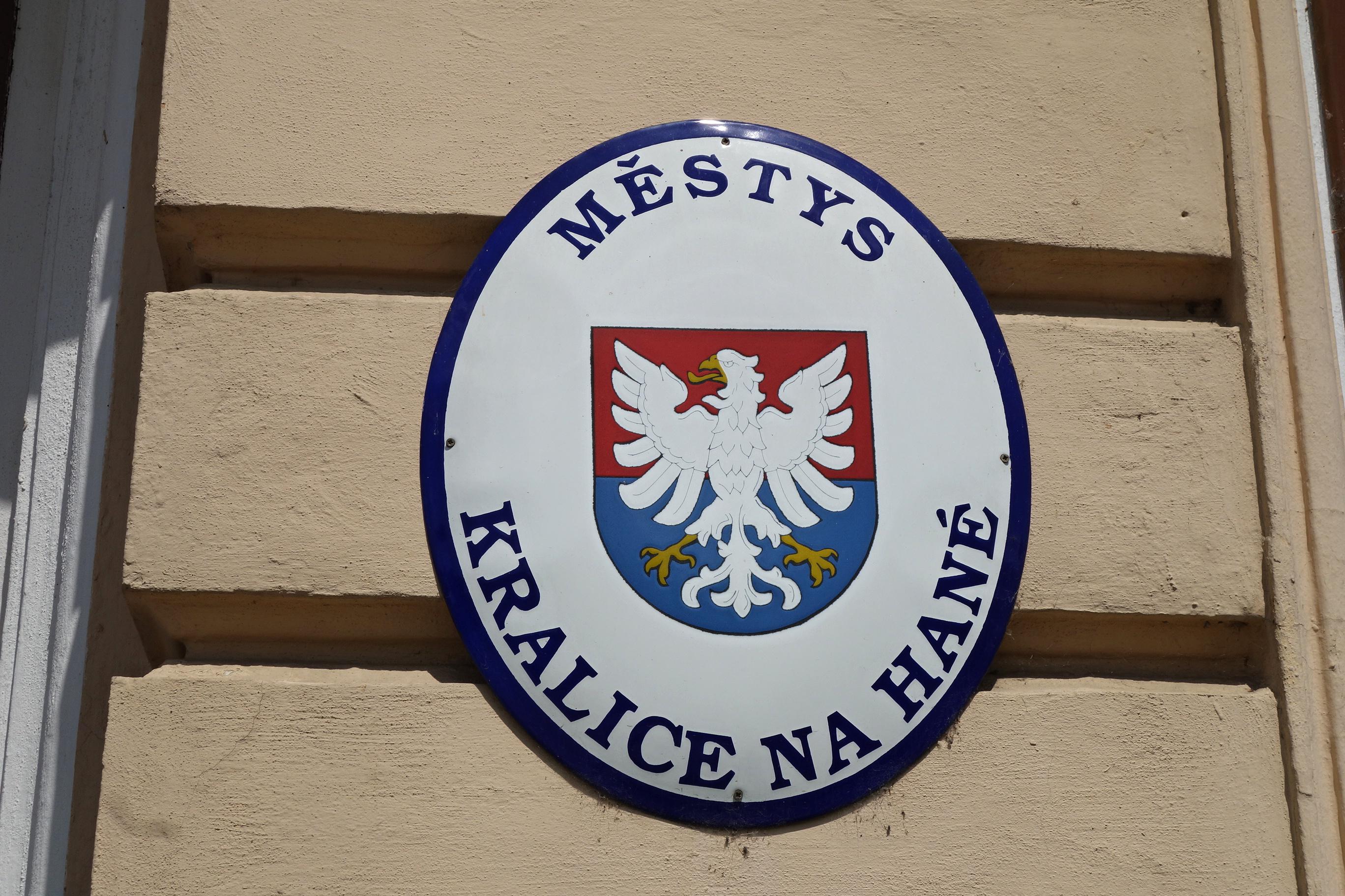 Kralice na Hané - úřad městyse foto 3