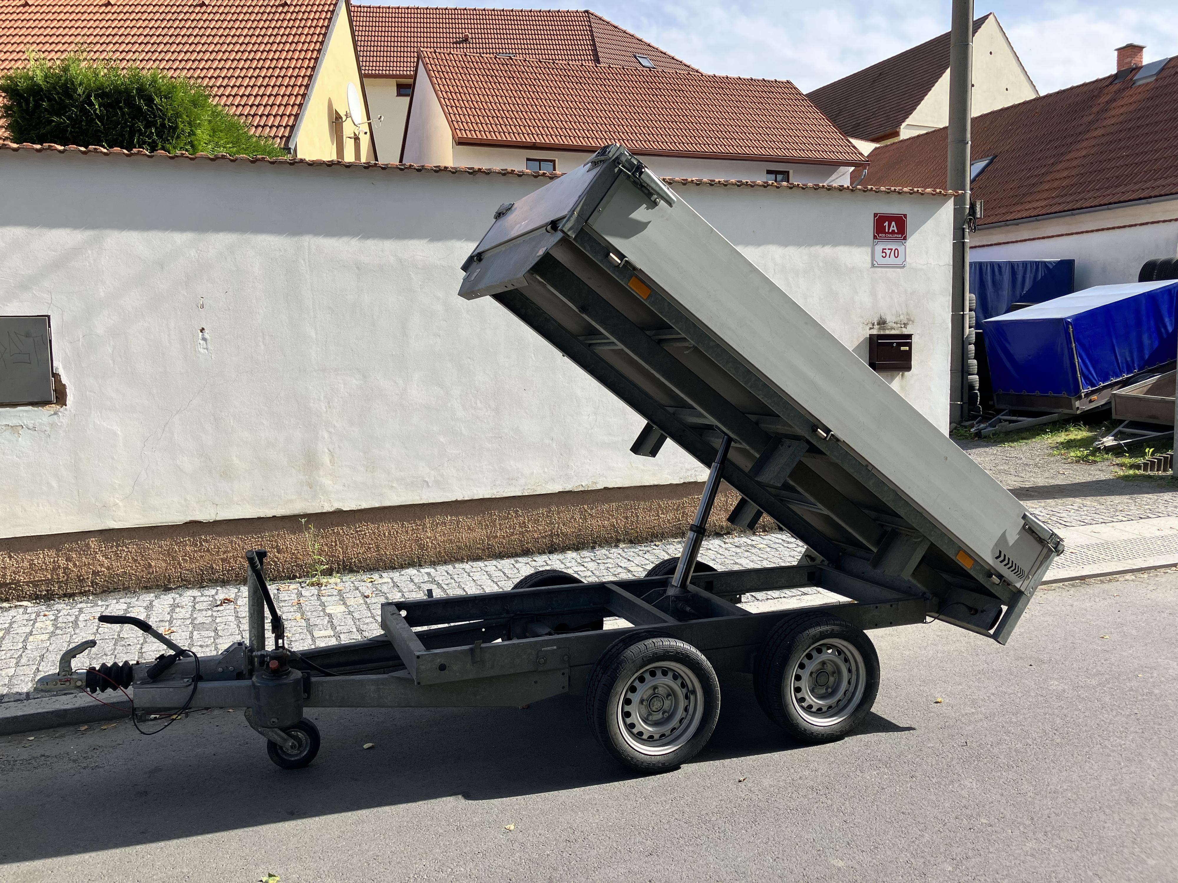 Půjčovna přívěsů Šimán foto 3