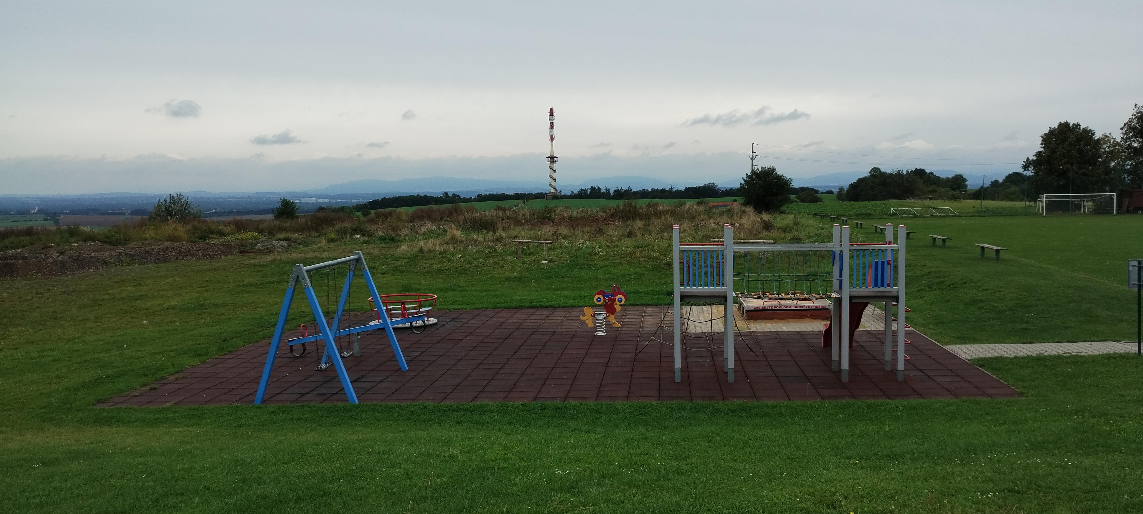 Restaurace a sportoviště Bílov foto 2