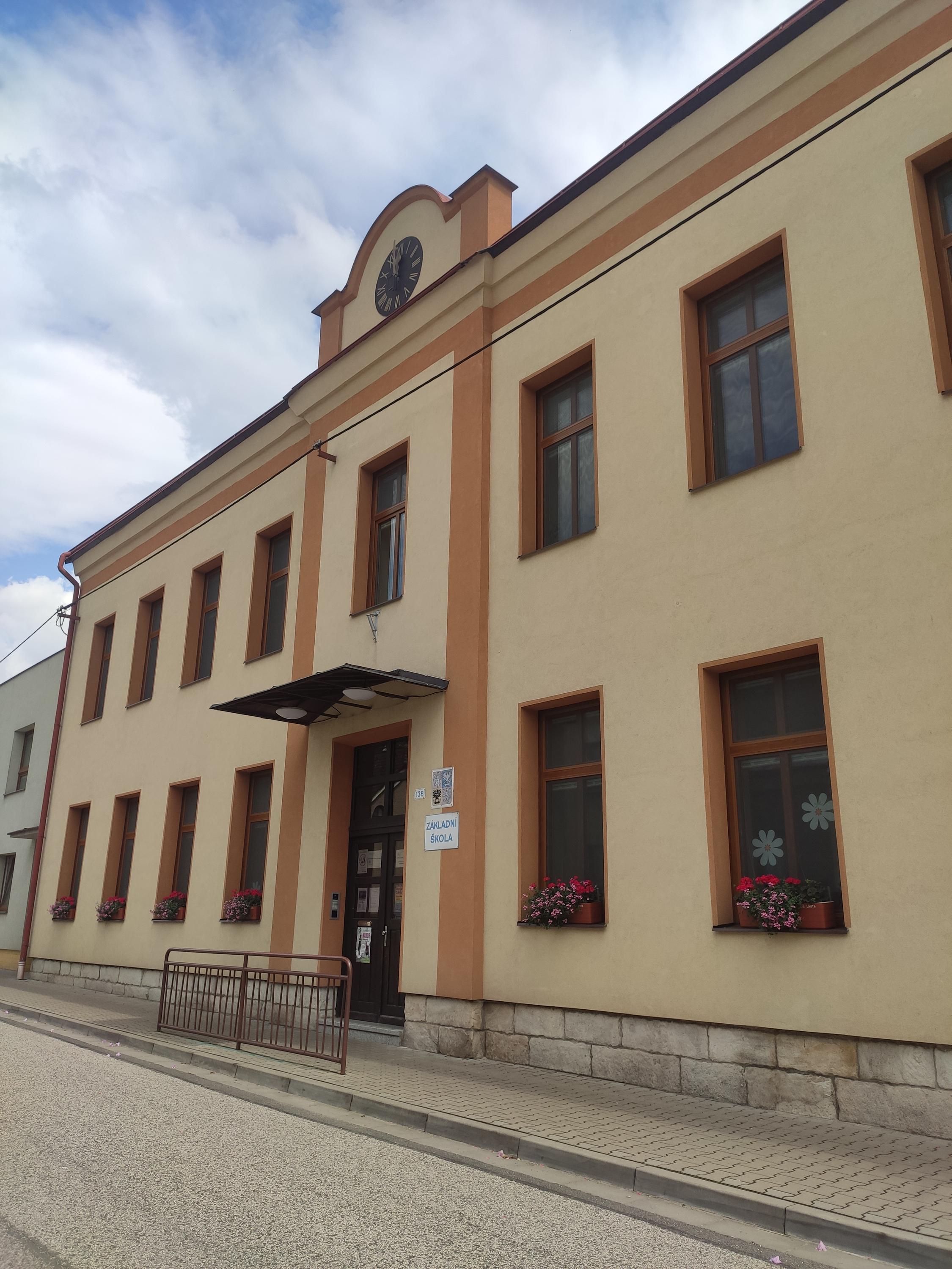 ZŠ Červený Kostelec, Bratří Čapků foto 4
