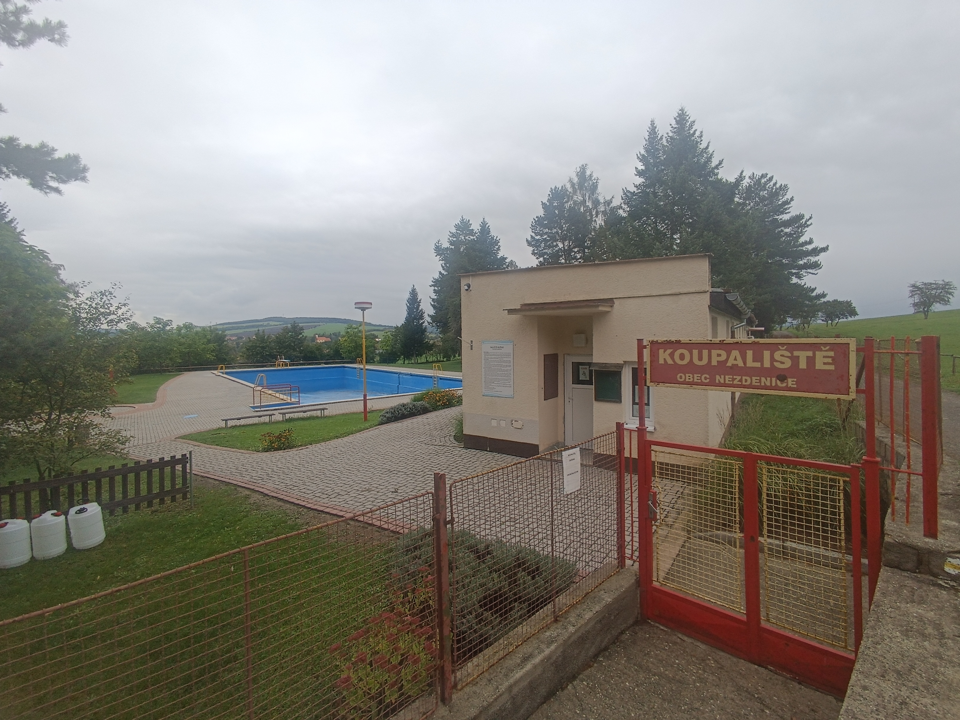 Koupaliště Nezdenice foto 2
