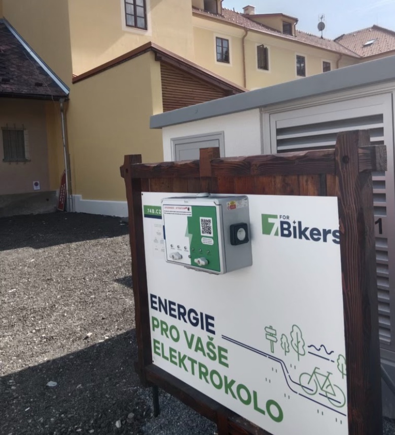 Nabíjecí stanice Pivovar Rožmberk foto 2