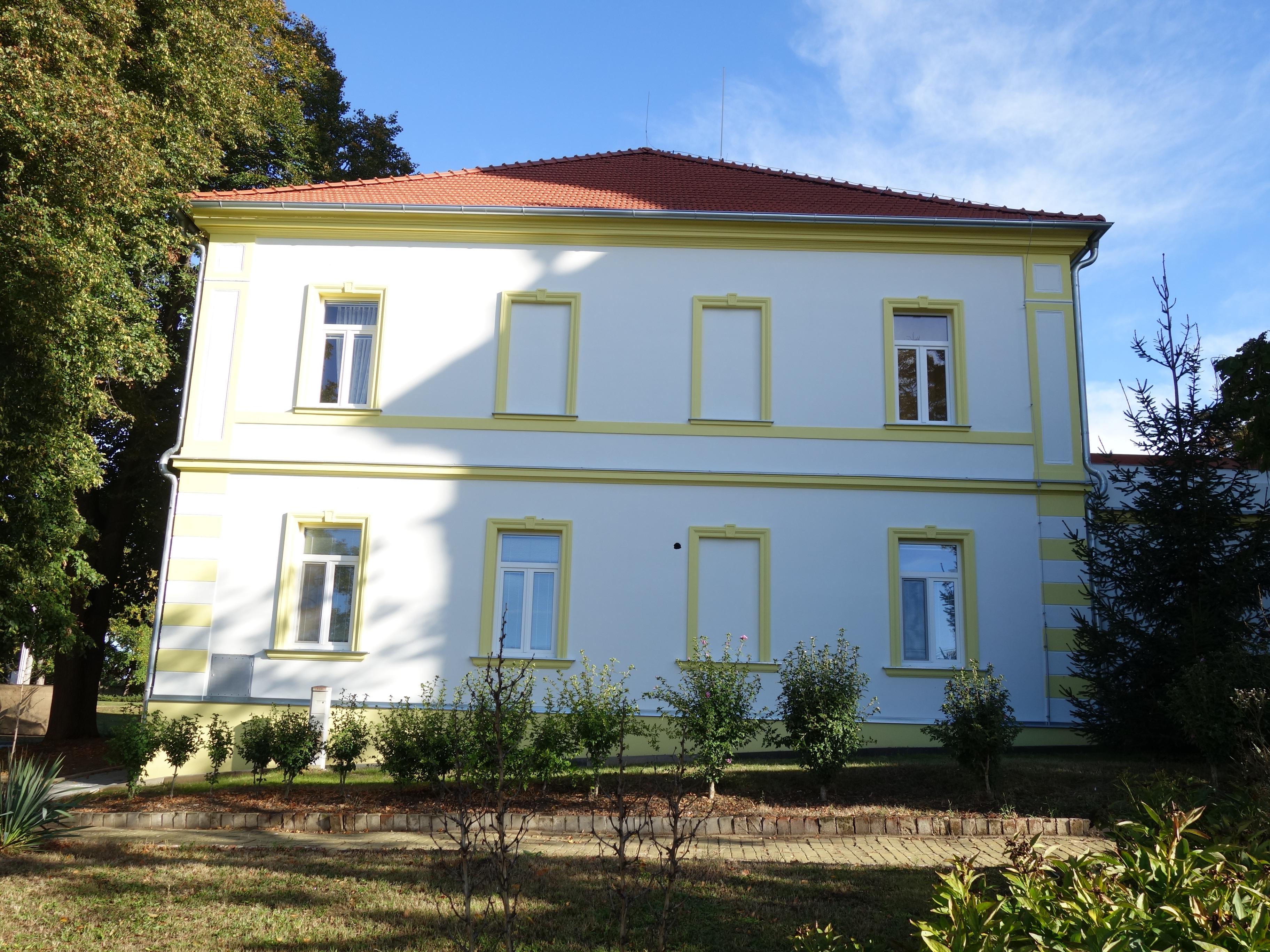 Úřad městyse Dyjákovice foto 5