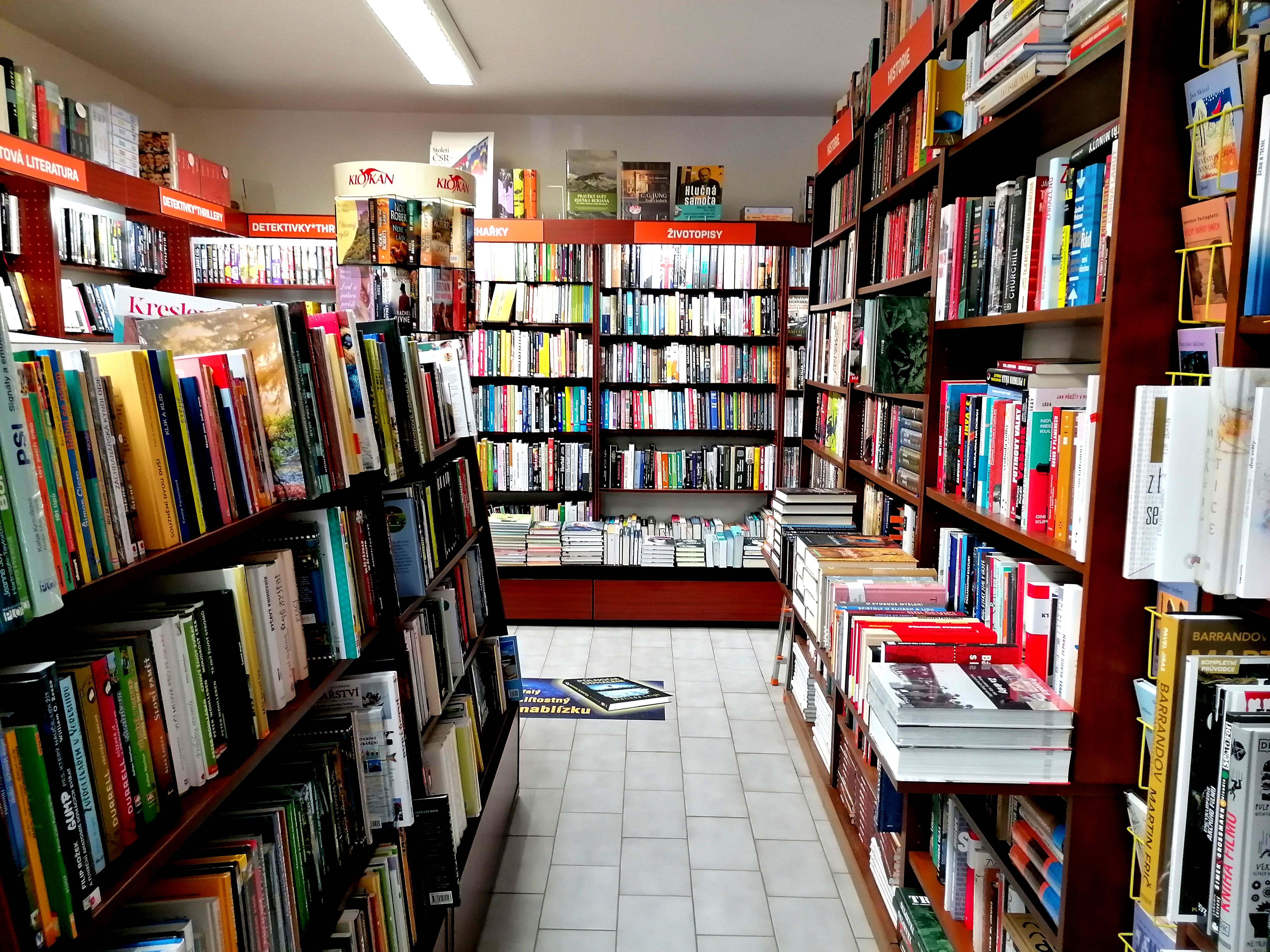 Knihkupectví U Krumlů foto 4