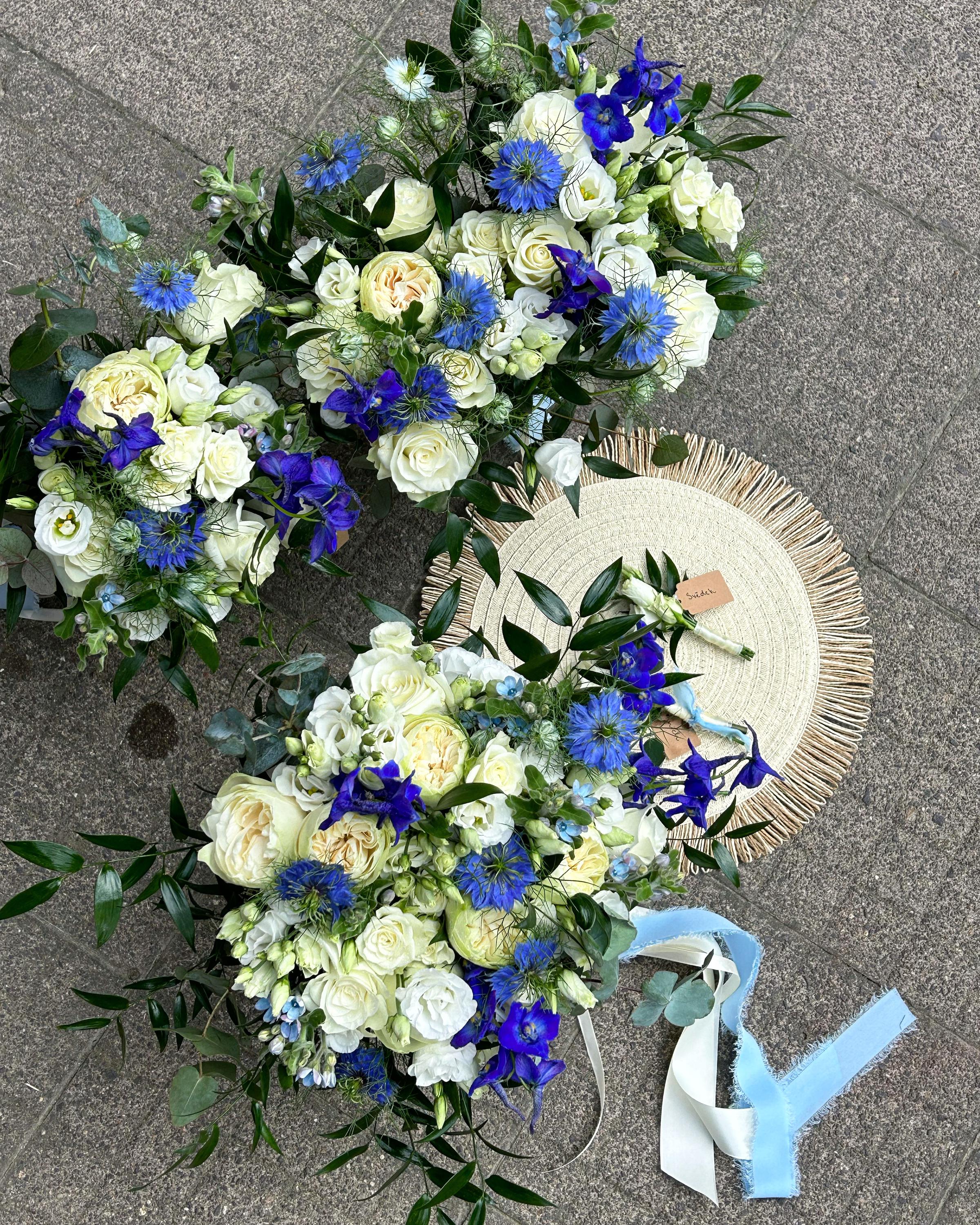 Zavrtaná v lásce - Svatební koordinace foto 2